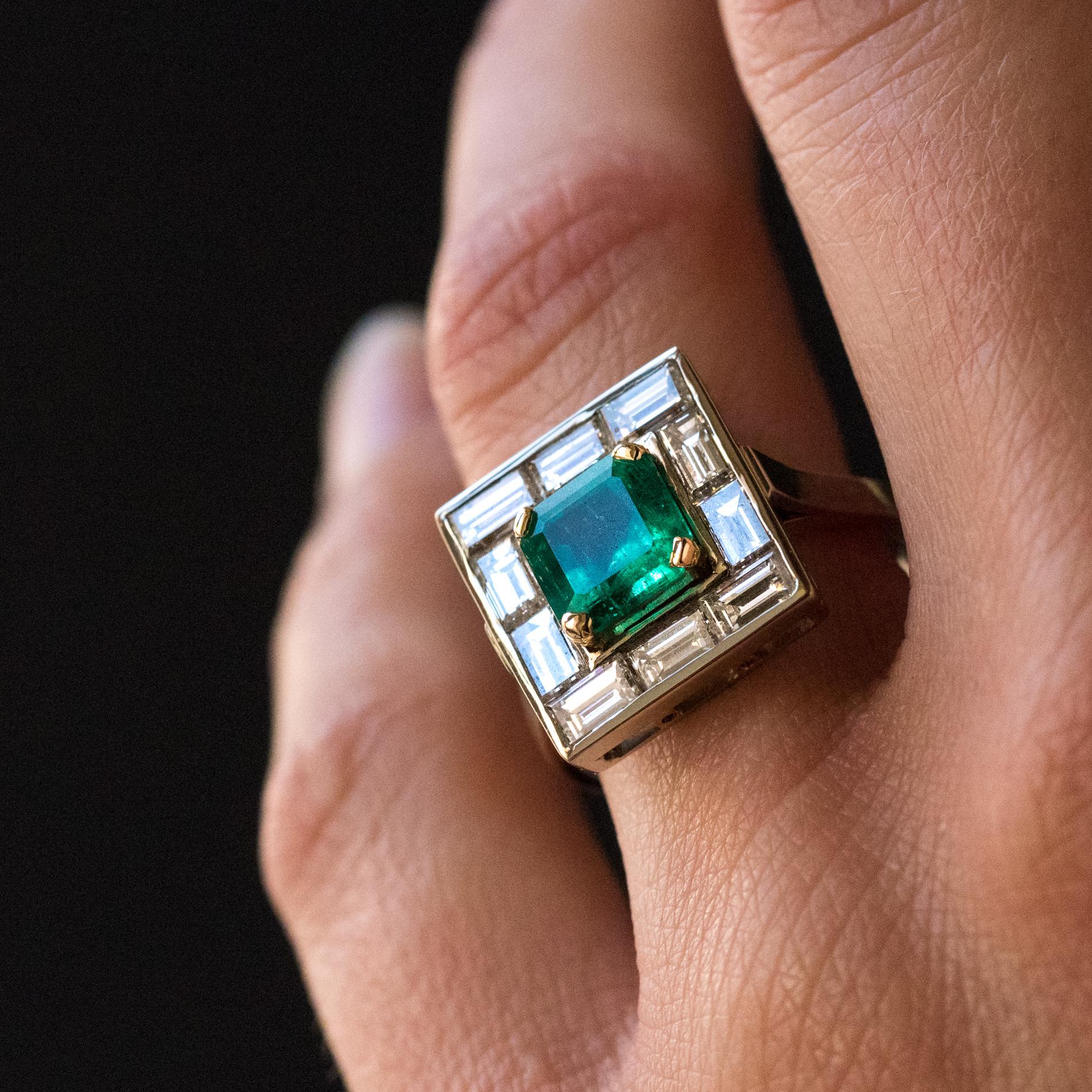 emerald ring with diamond baguettes