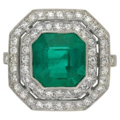 Art Deco Colombian Emerald and Diamond Cluster Ring, circa 1920