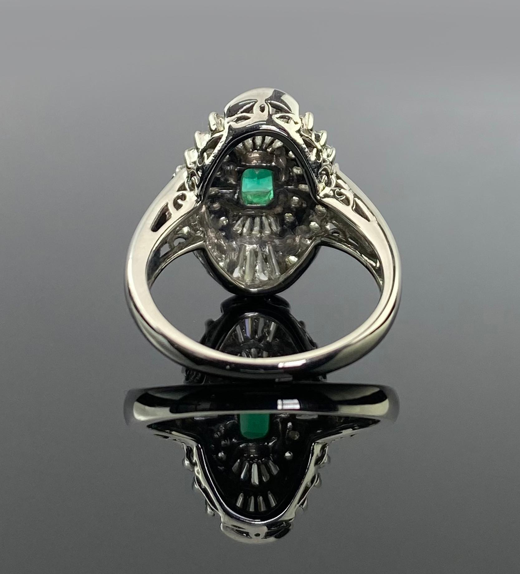 Women's or Men's Art Deco Colombian Emerald and Diamond Platinum Ring For Sale