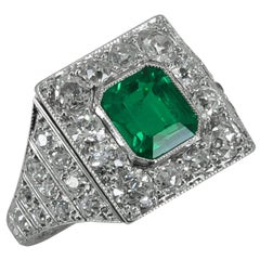 Antique Art Deco Colombian Emerald and Diamond Ring