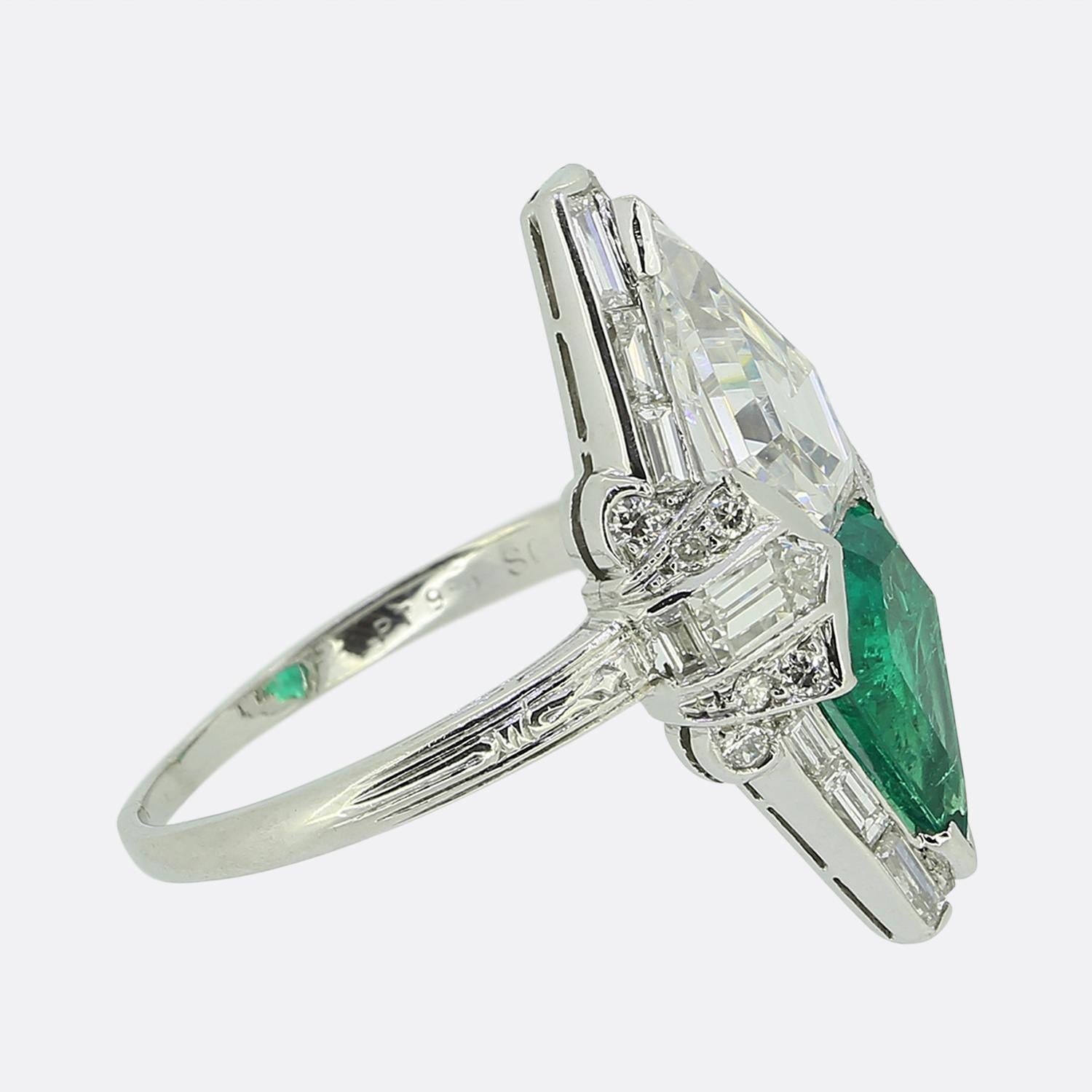 Art Deco Kolumbianischer Smaragd und Schild Diamant Ring im Zustand „Gut“ im Angebot in London, GB