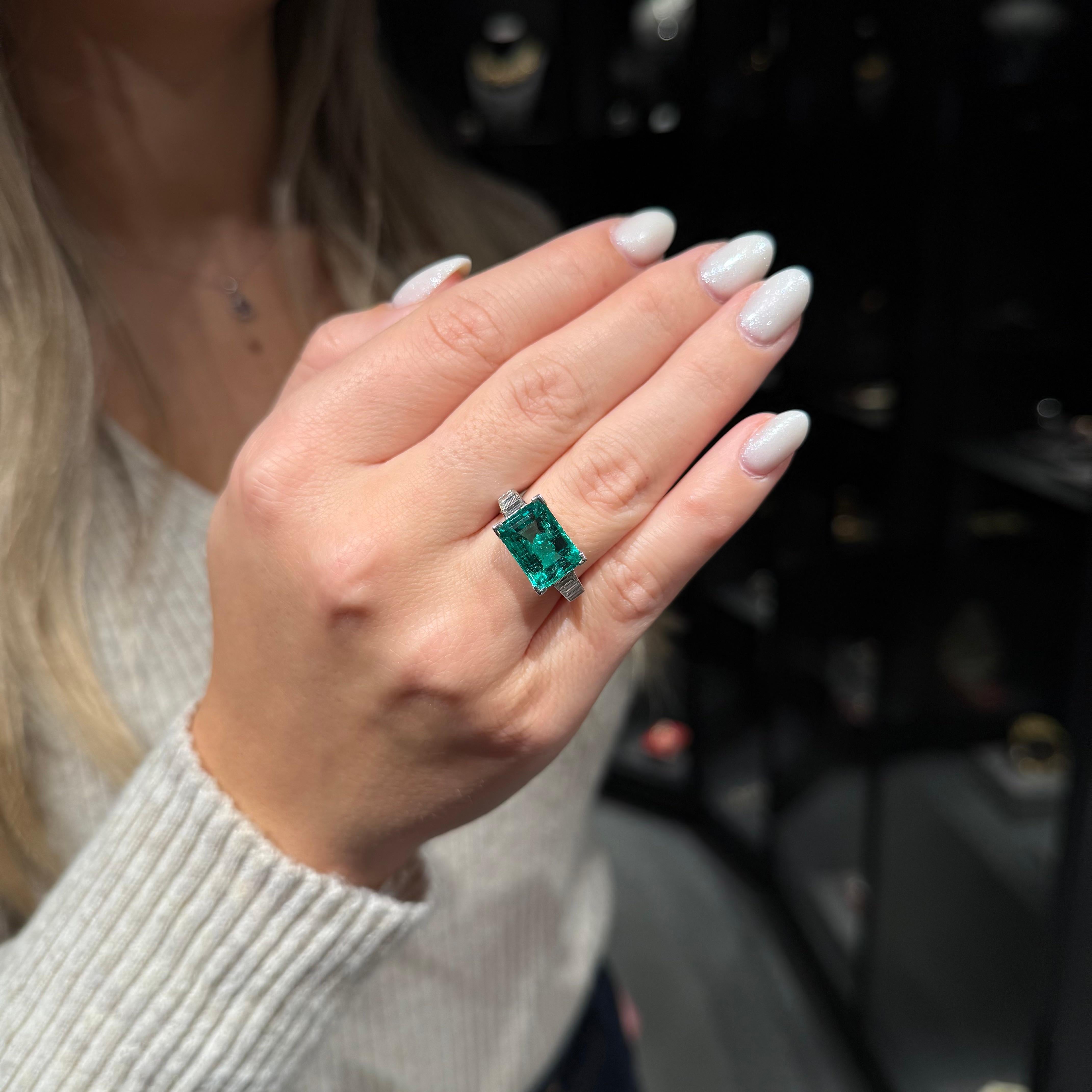 Art Deco Colombian Emerald Diamond Engagement Cocktail Ring Platinum 1930s 10