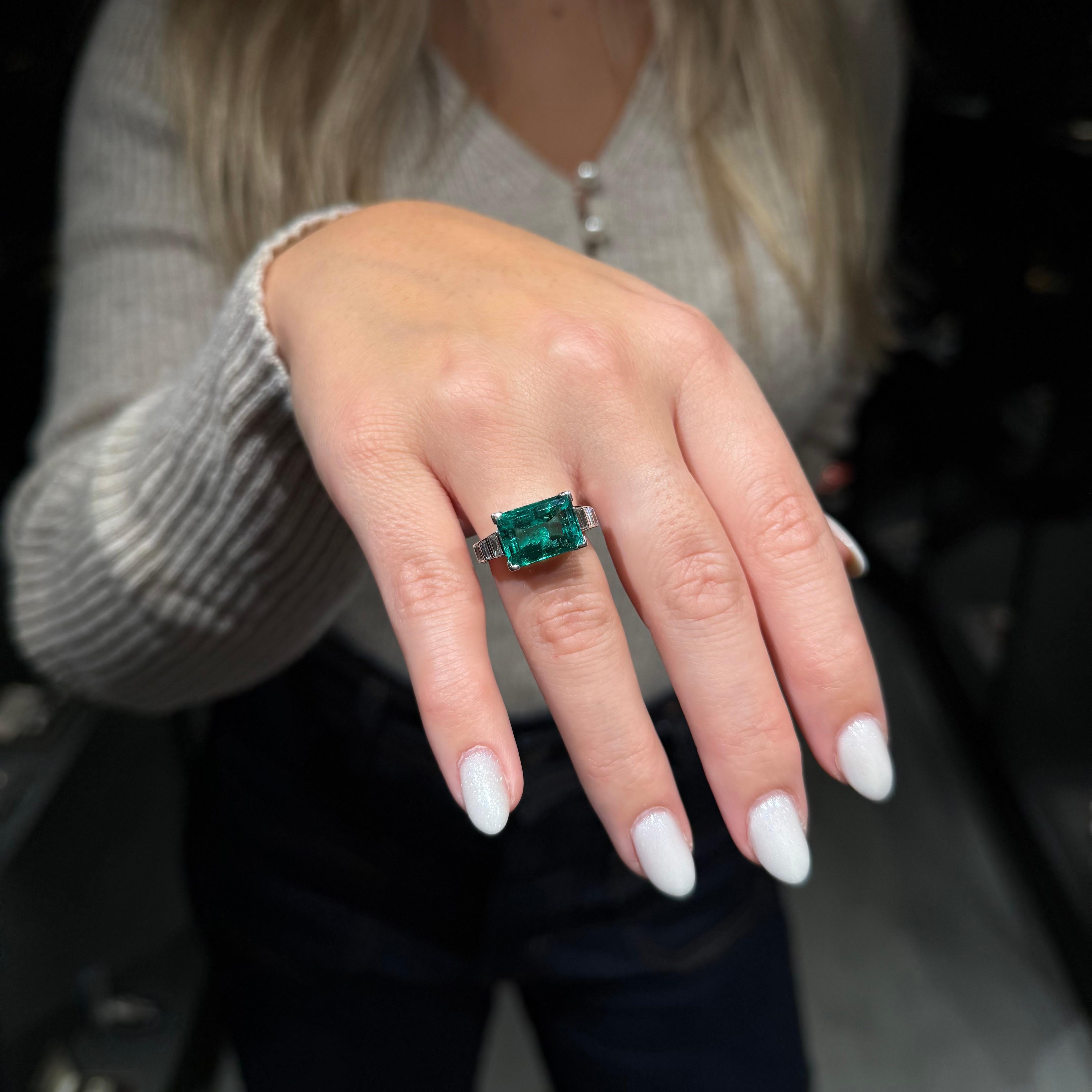 Baguette Cut Art Deco Colombian Emerald Diamond Engagement Cocktail Ring Platinum 1930s