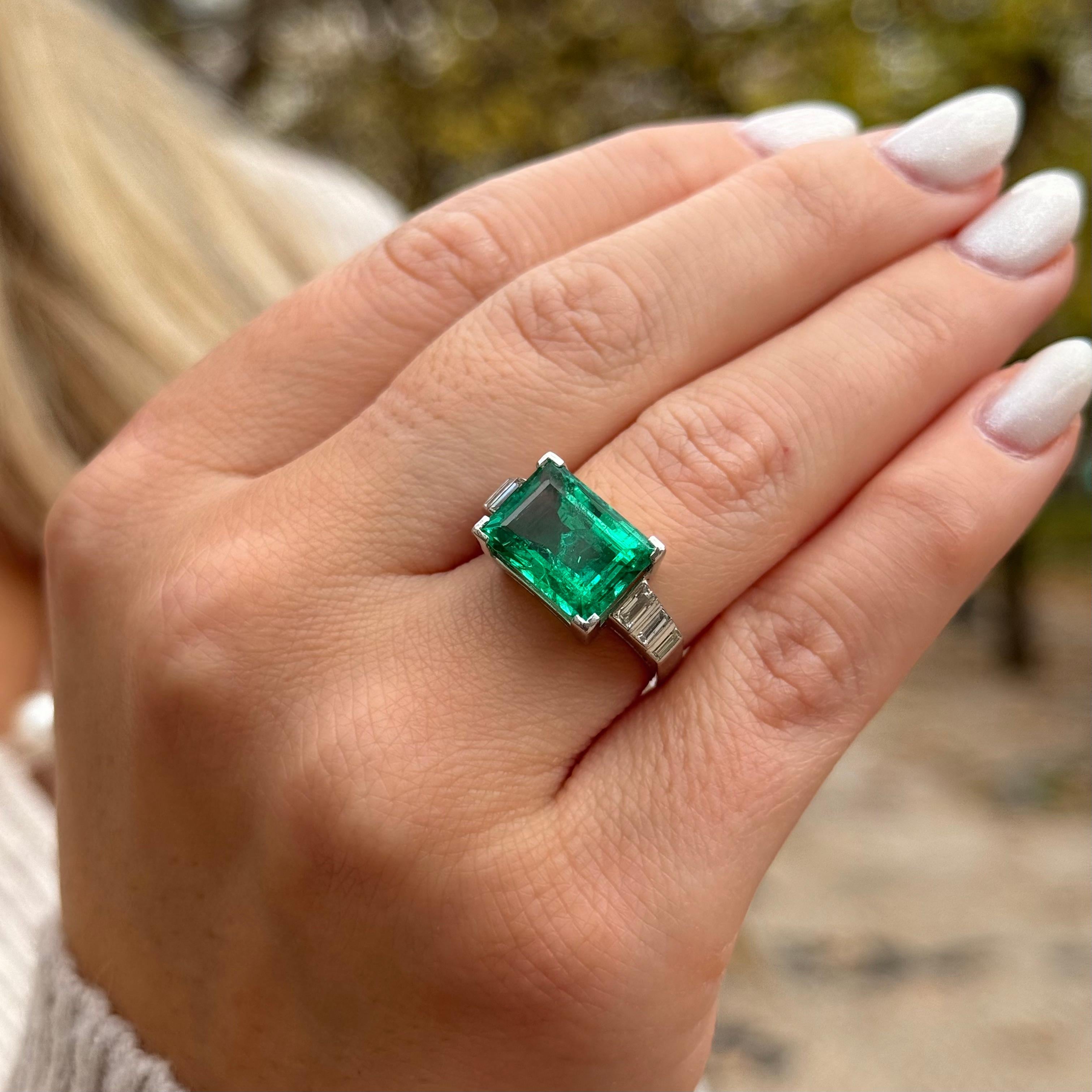 Art Deco Colombian Emerald Diamond Engagement Cocktail Ring Platinum 1930s 4