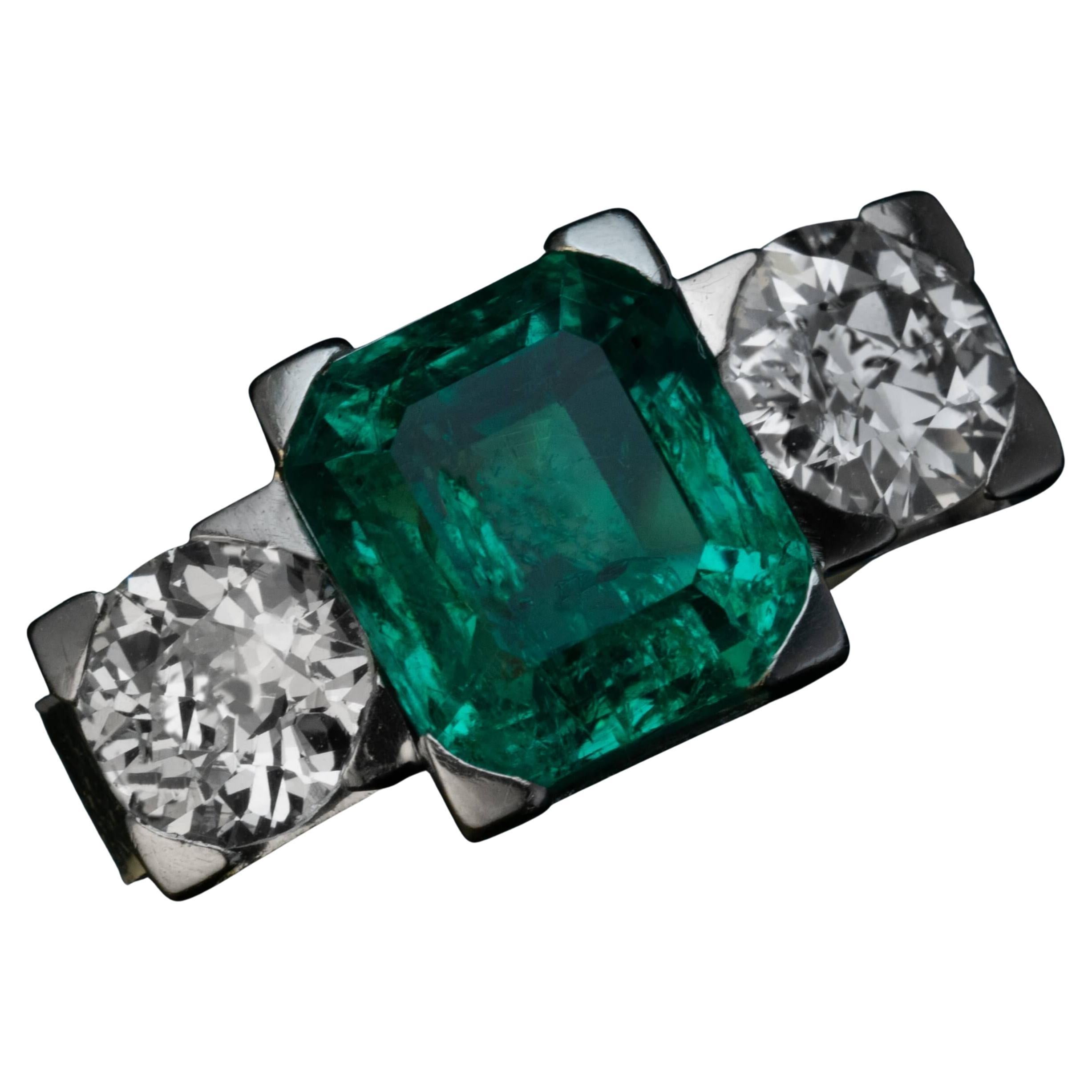 Art Deco Colombian Emerald Diamond Engagement Ring c. 1925 For Sale