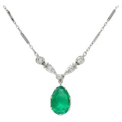 Art Deco Colombian Emerald Diamond Platinum 18 Karat Gold Vintage Drop Necklace