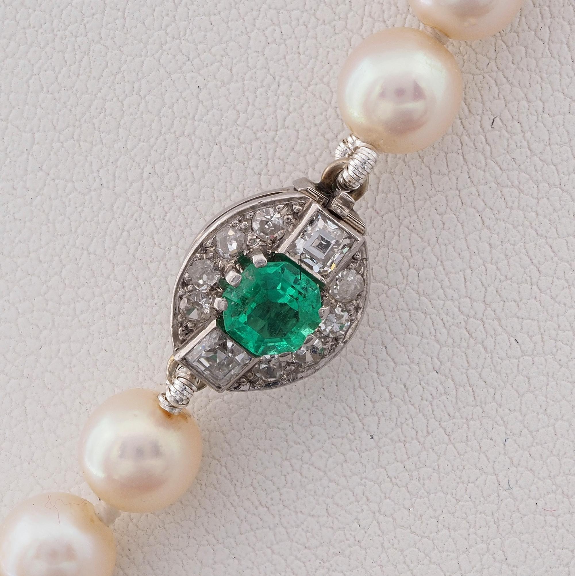 Art Deco Colombian Emerald Platinum Diamond Single Pearl Strand For Sale 4