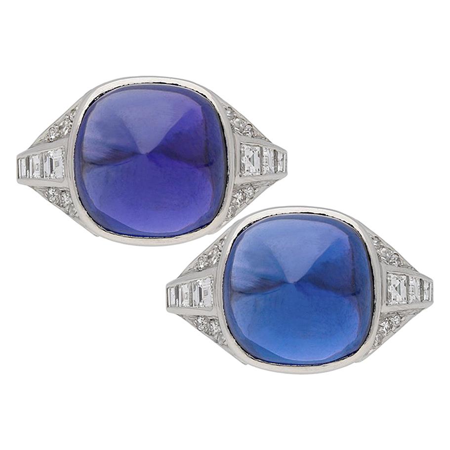 Art Deco Color Change Sapphire Cabochon Ring, circa 1930 For Sale