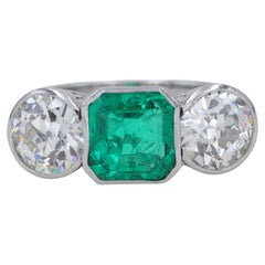 Antique Art Deco Colombian Emerald and Old European Cut Diamond 3 Stone Ring in Platinum