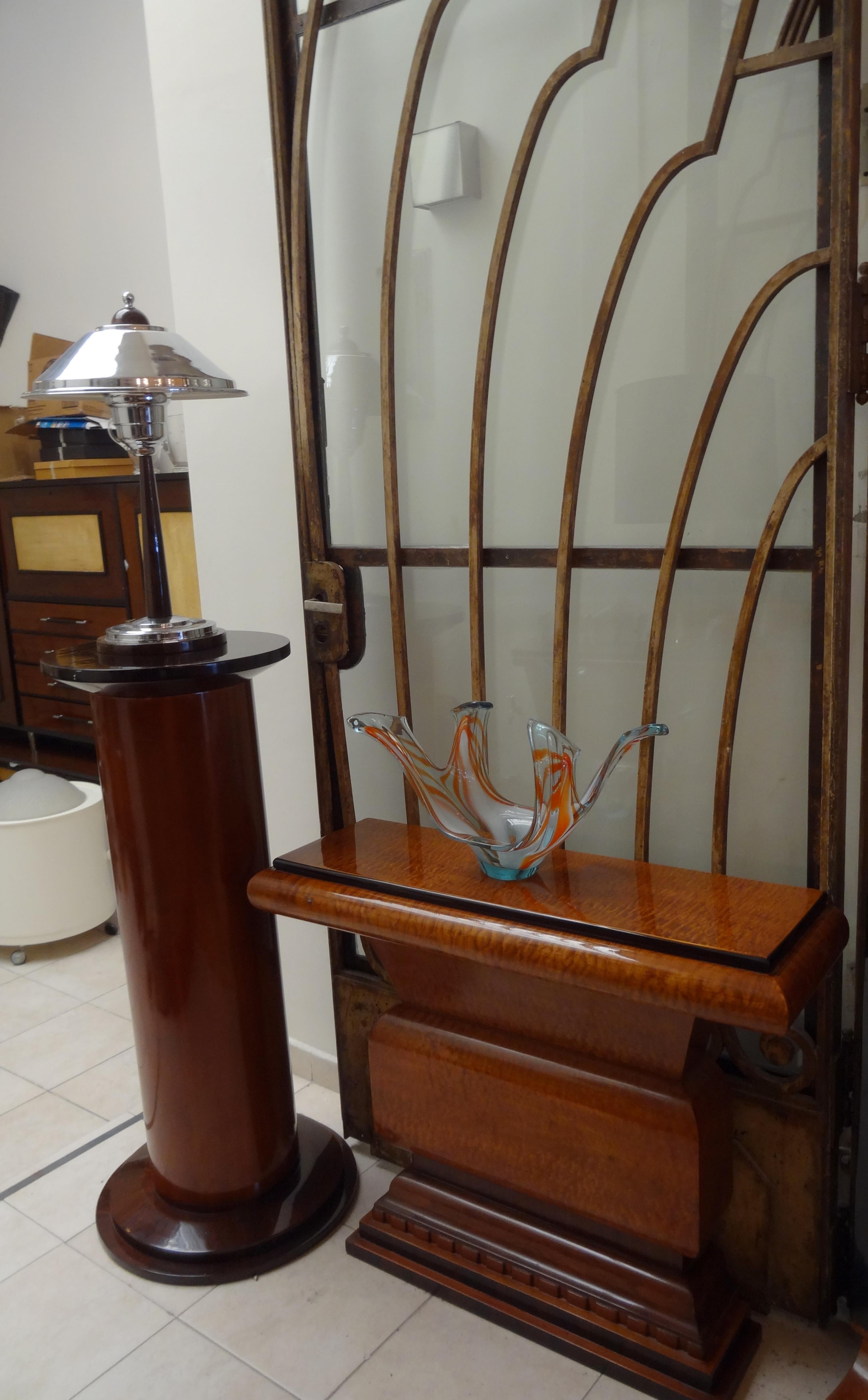 Column Art Deco

Year: 1930
Country: French
We have specialized in the sale of Art Deco and Art Nouveau and Vintage styles since 1982. If you have any questions we are at your disposal.
Pushing the button that reads 'View All From Seller'. And you