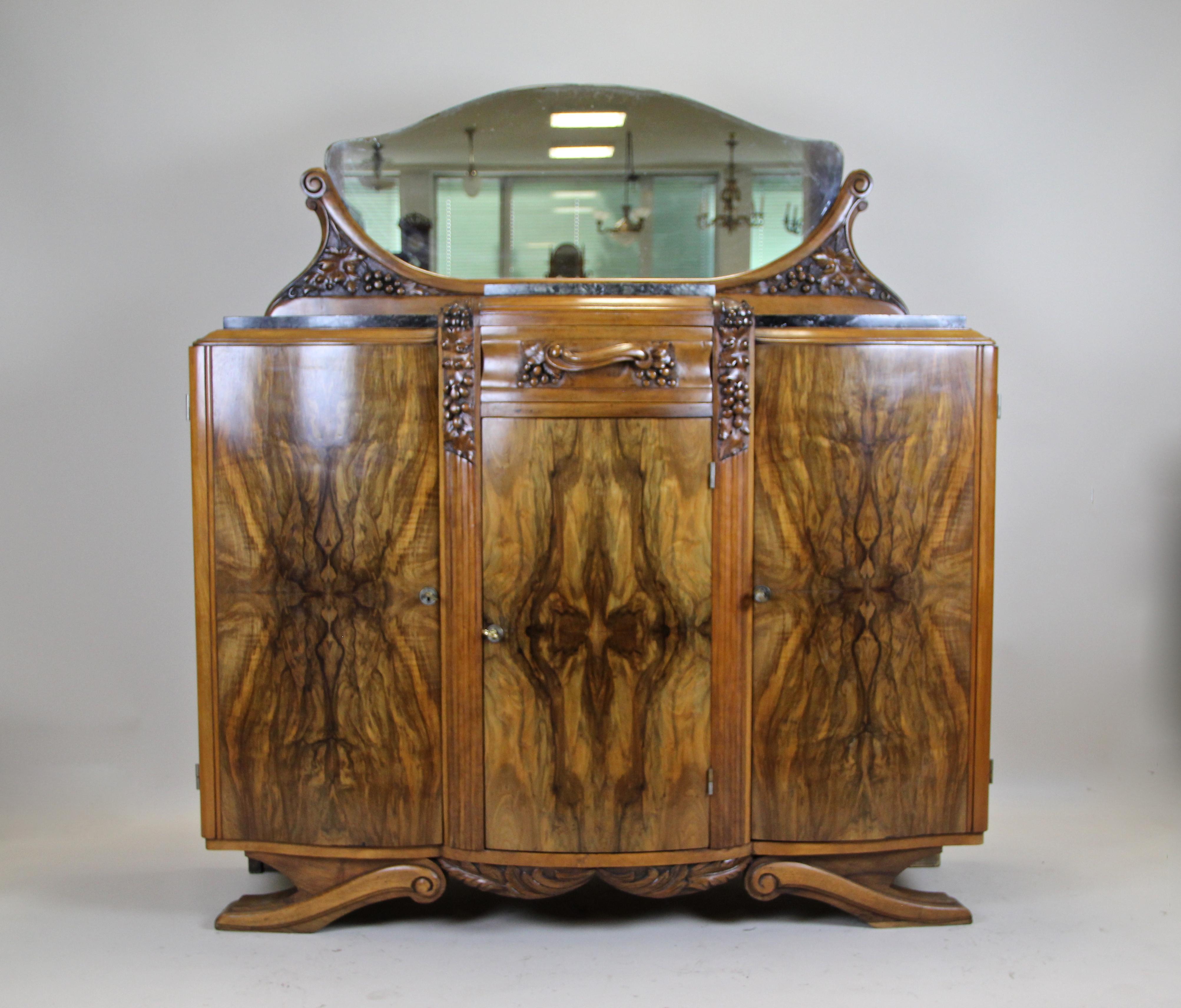 French Art Deco Commode Buffet Hand Carved, France, circa 1925
