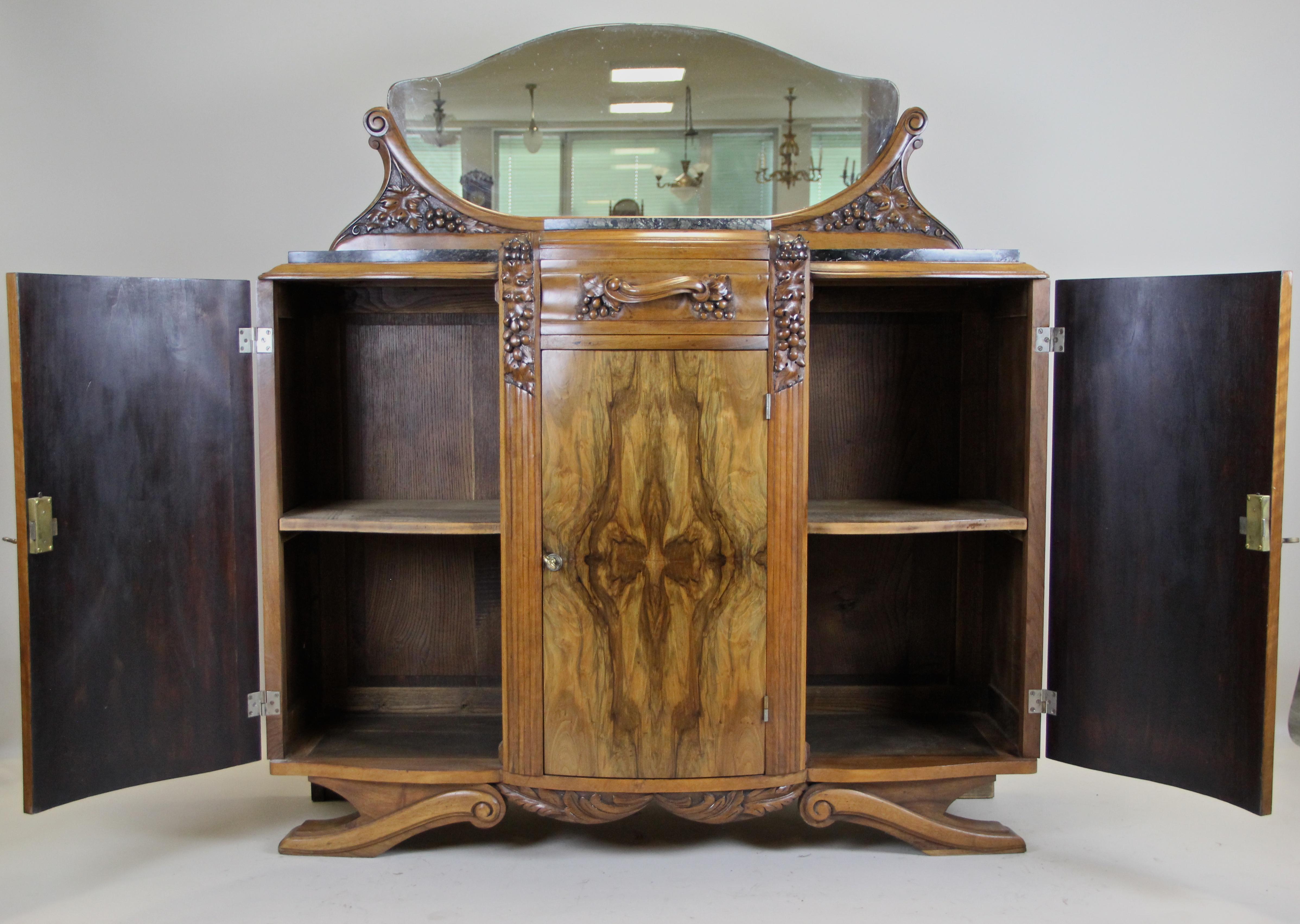 Burl Art Deco Commode Buffet Hand Carved, France, circa 1925