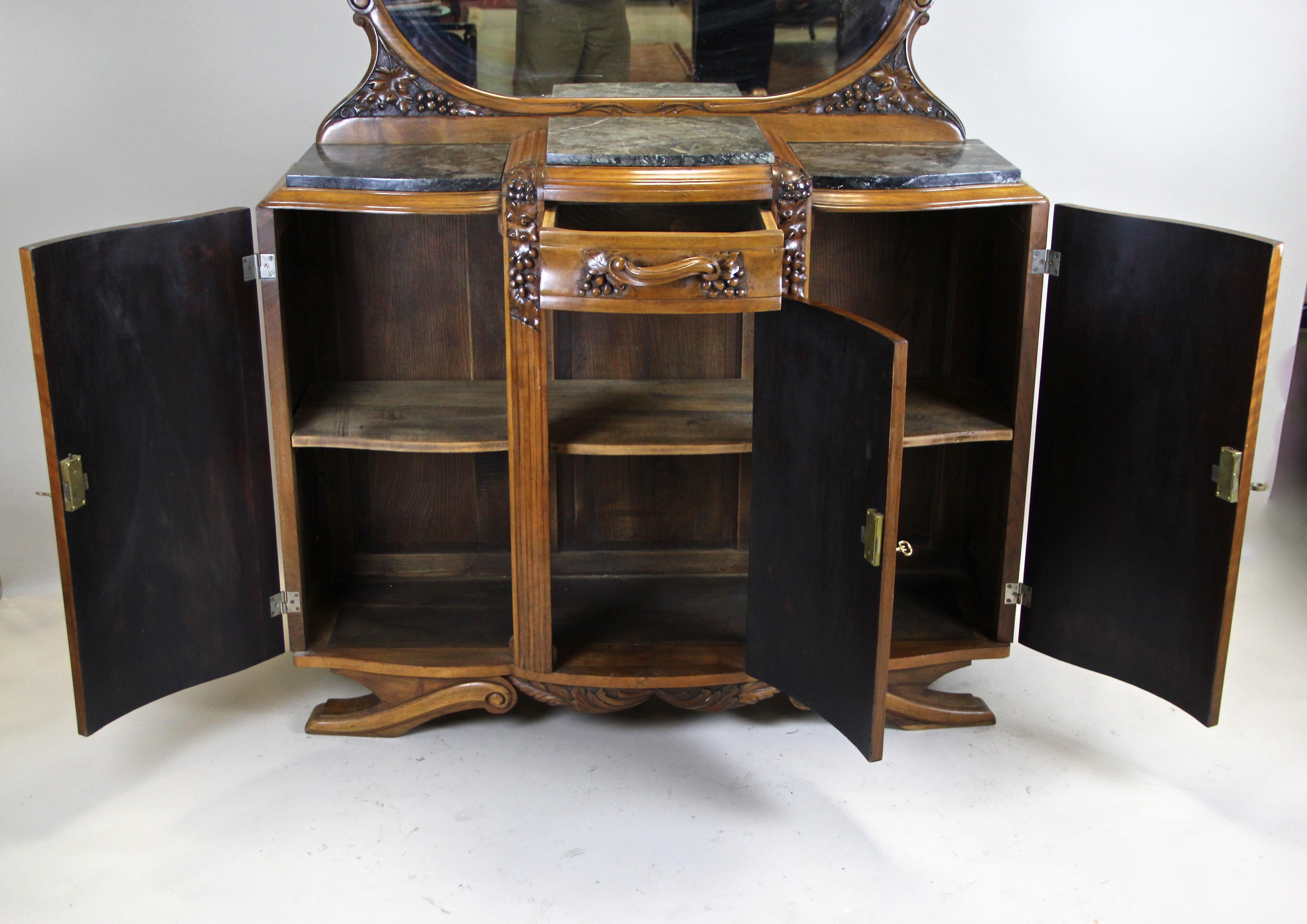 Art Deco Commode Buffet Hand Carved, France, circa 1925 1