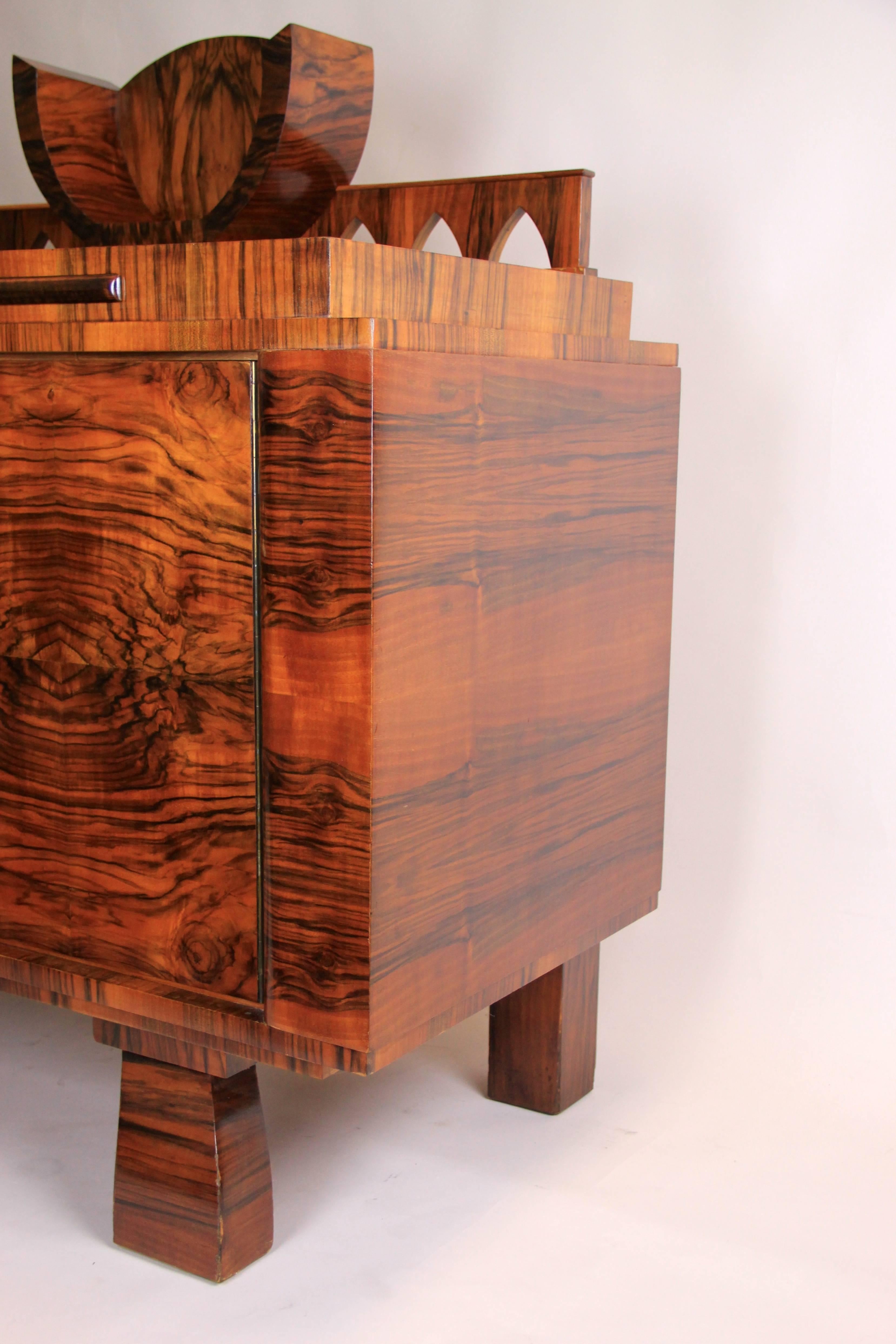 Art Deco Commode Sideboard Nut Wood, Austria, circa 1925 2