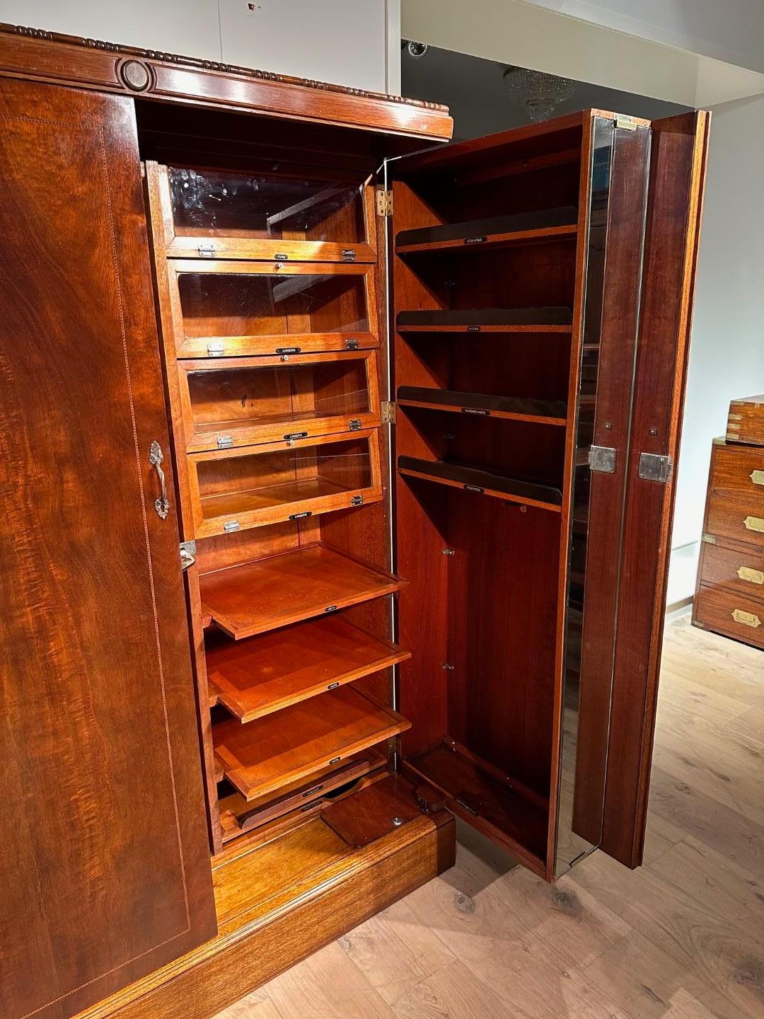 Art Deco Compactom ladies wardrobe 4