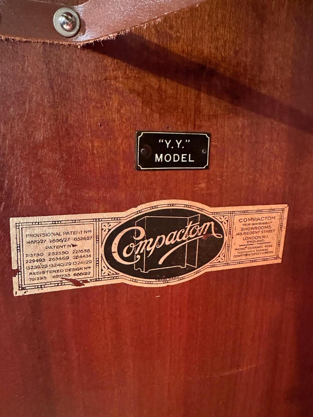 Art Deco Compactom ladies wardrobe 13