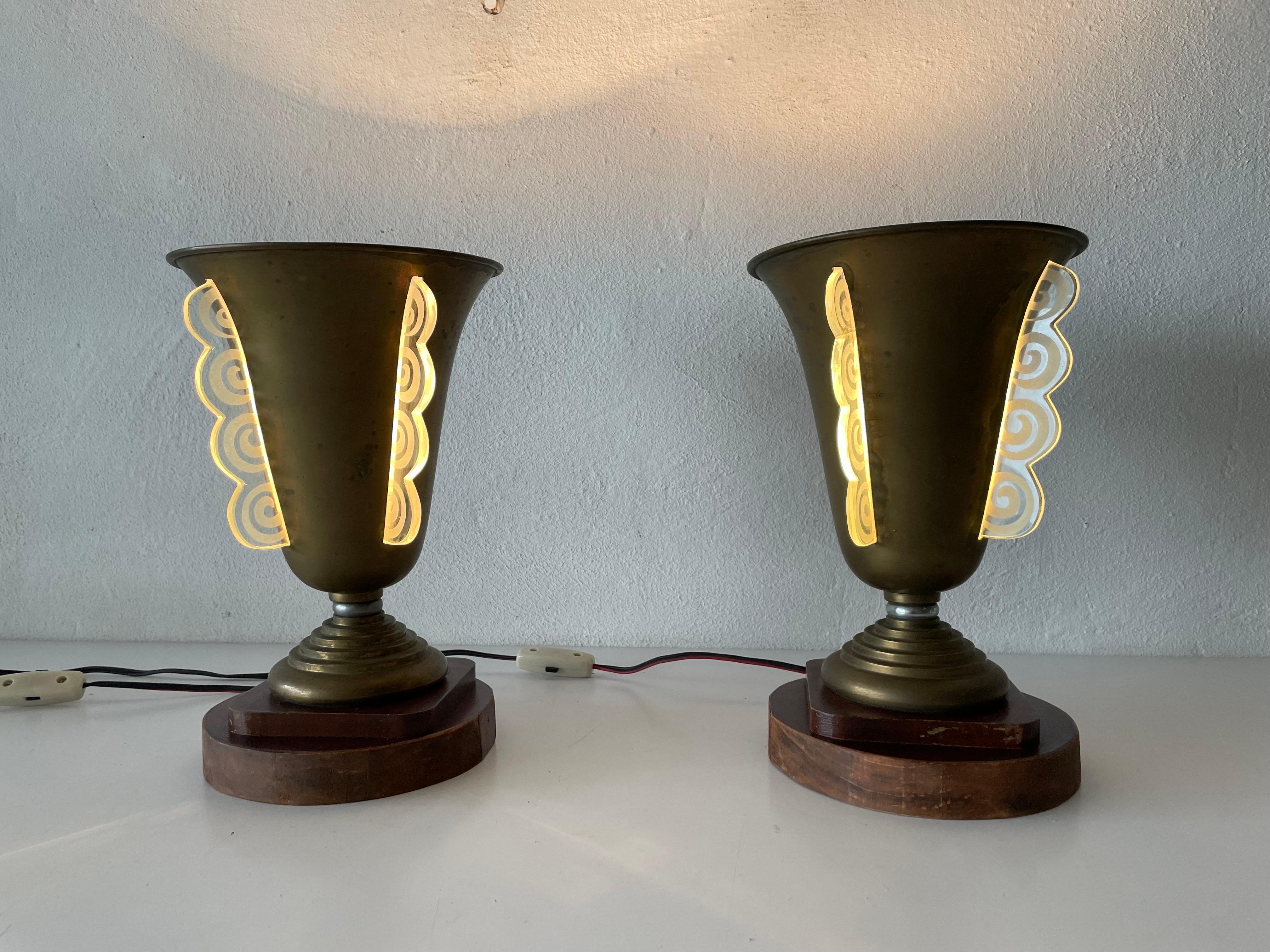 Art Deco Conic Design Pair of Table Lamps by Mazda, 1940s, France For Sale 6