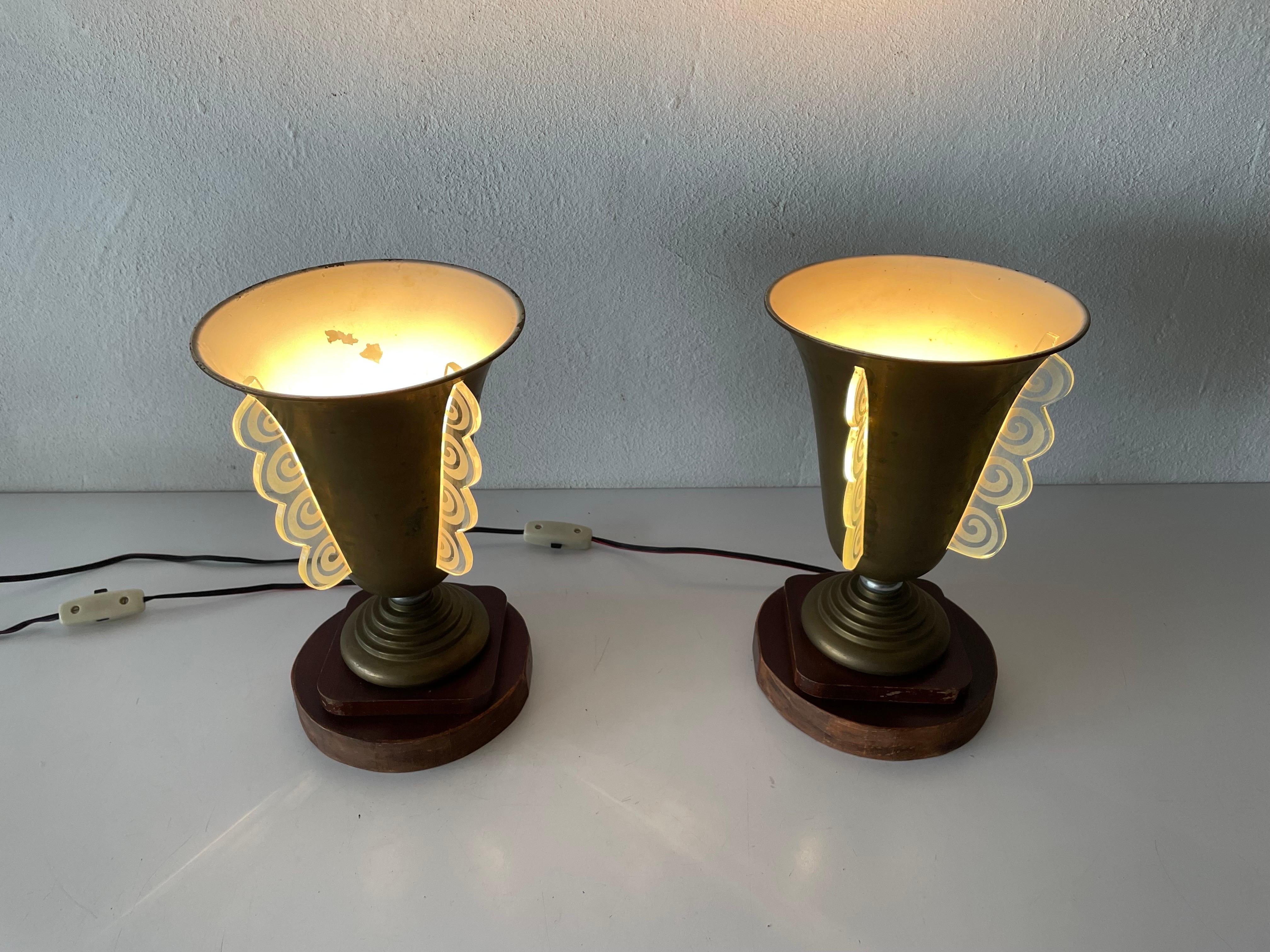 Art Deco Conic Design Pair of Table Lamps by Mazda, 1940s, France For Sale 7