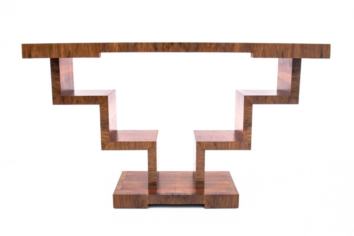 Art Deco console from the mid-20th century.

Furniture in very good condition.

Dimensions: 80 cm / width 140 cm / depth 40 cm