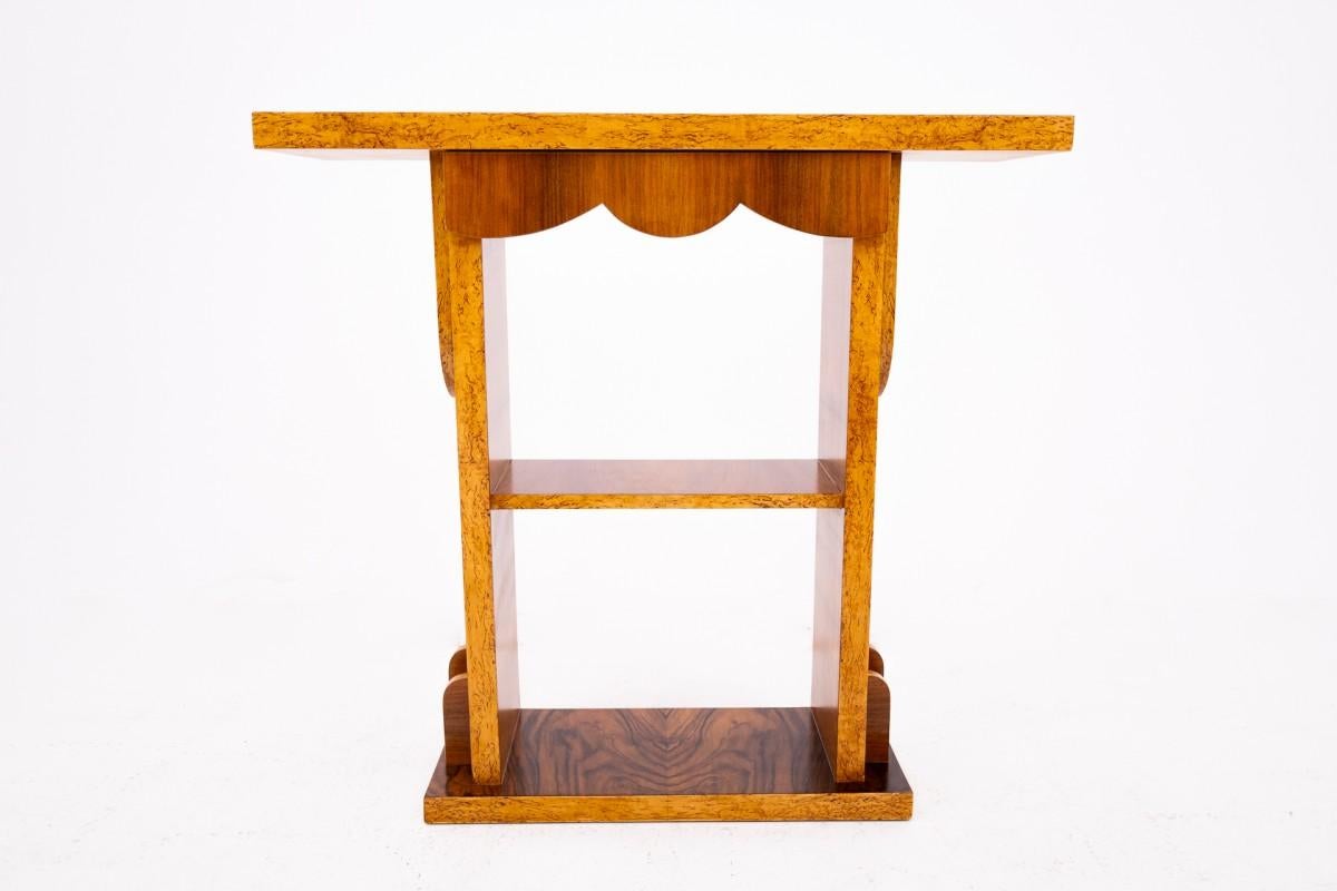 Art Deco console from the 1950s, Poland.

Dimensions: height 85 cm / width 90 cm / depth 27 cm