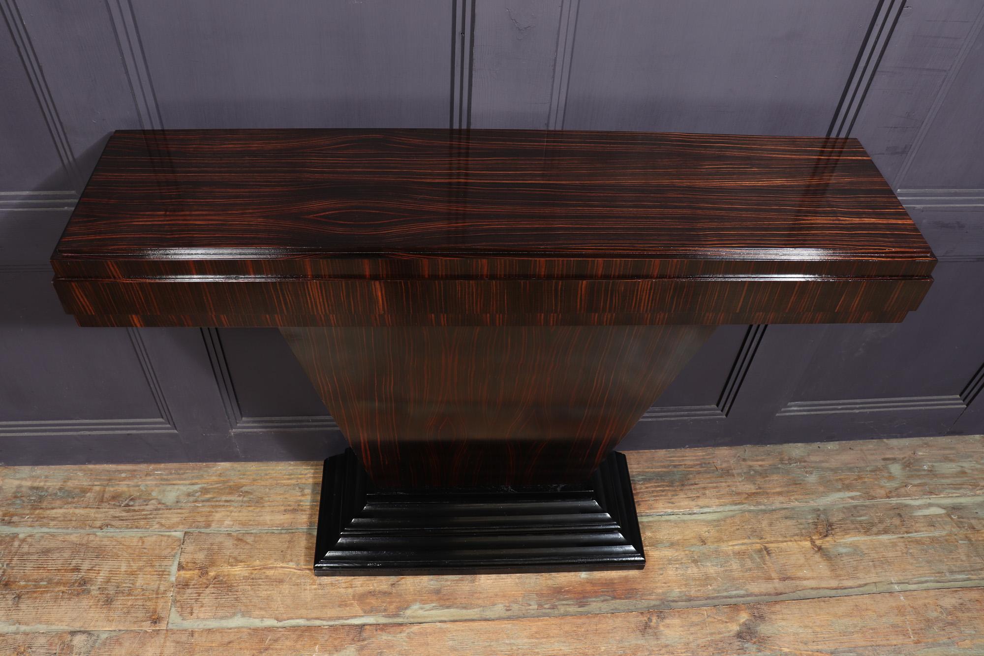 Art Deco Console Table in Macassar Ebony by Thomas London For Sale 5