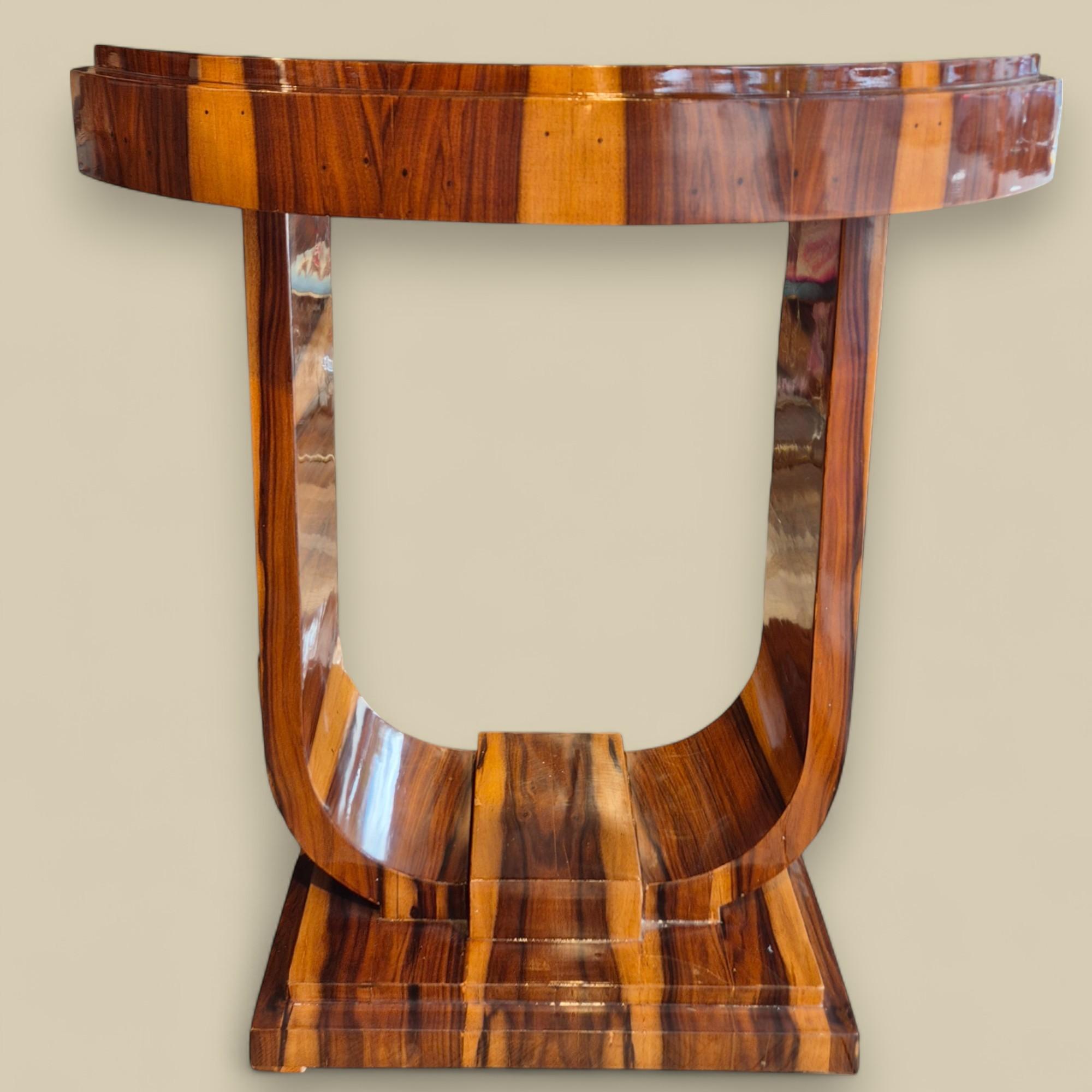 Art Deco Console Table in wood, France, 20th Century In Good Condition For Sale In NICE, FR