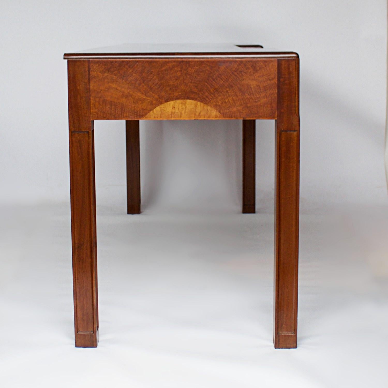 Art Deco Console Table/Sideboard by Betty Joel Signed and Dated 1929 5