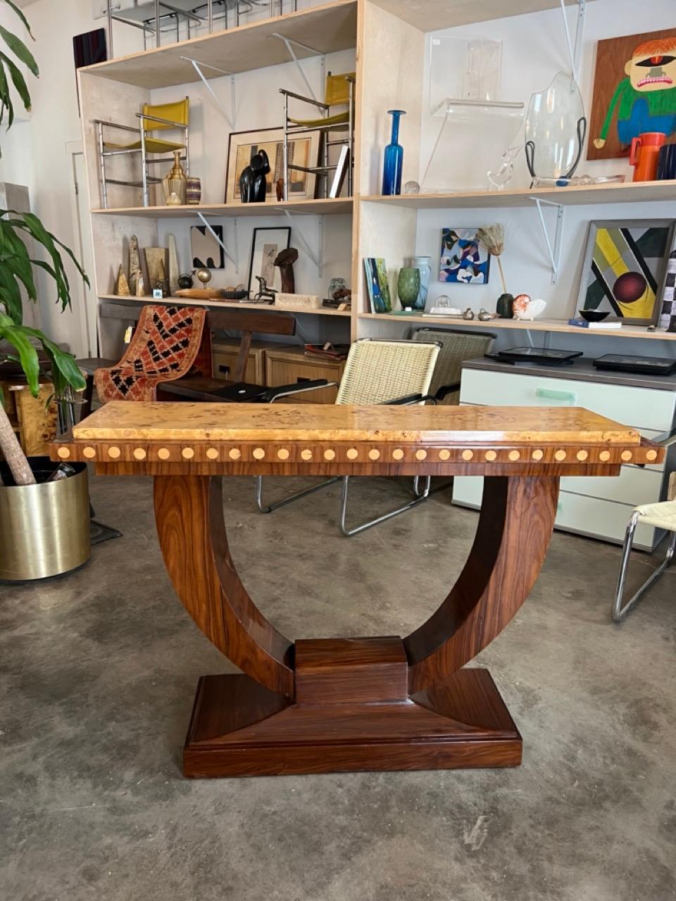Art Deco Console With Burl and Inlay Details In Good Condition For Sale In Austin, TX