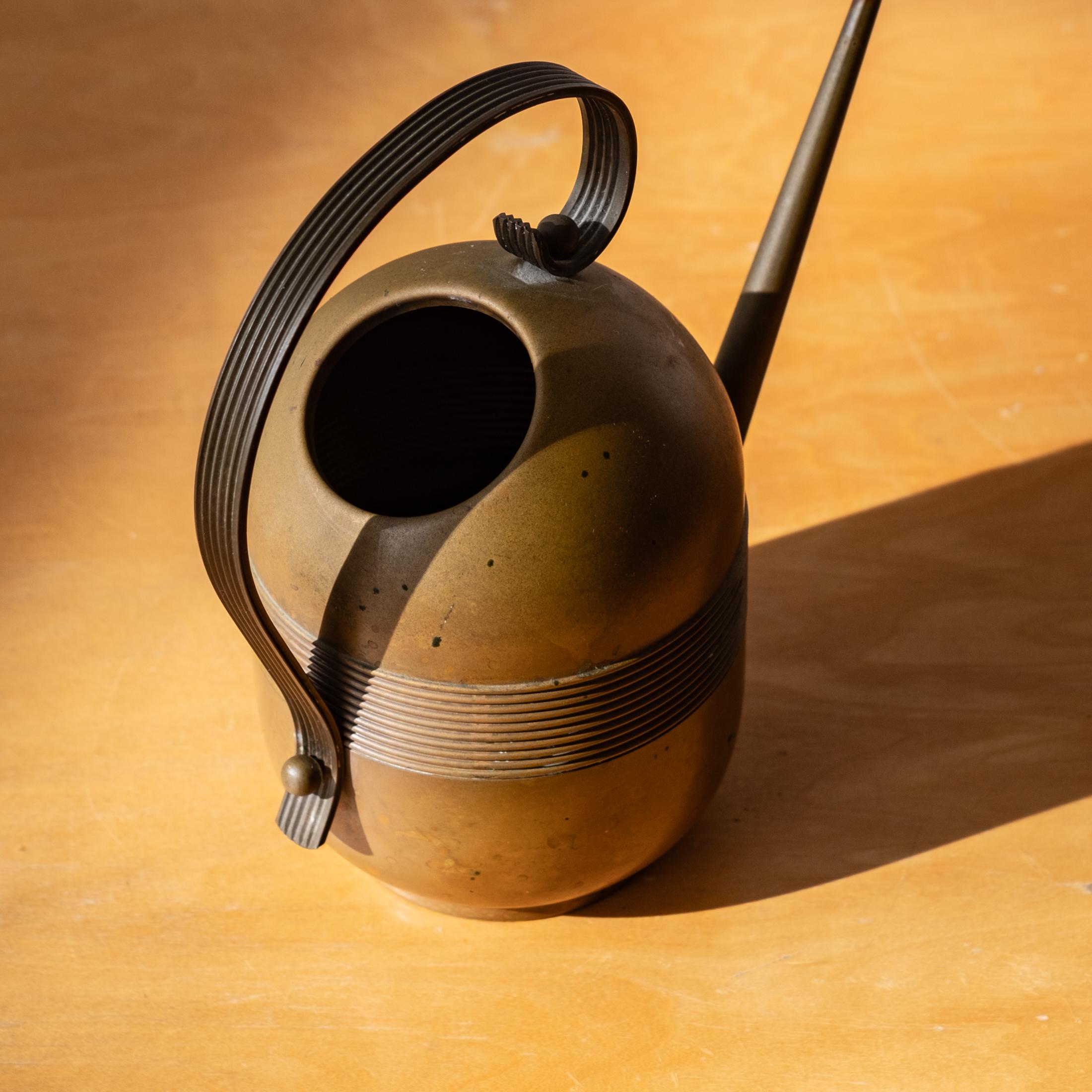 Art Deco Copper and Brass Watering Can by Chase For Sale 5