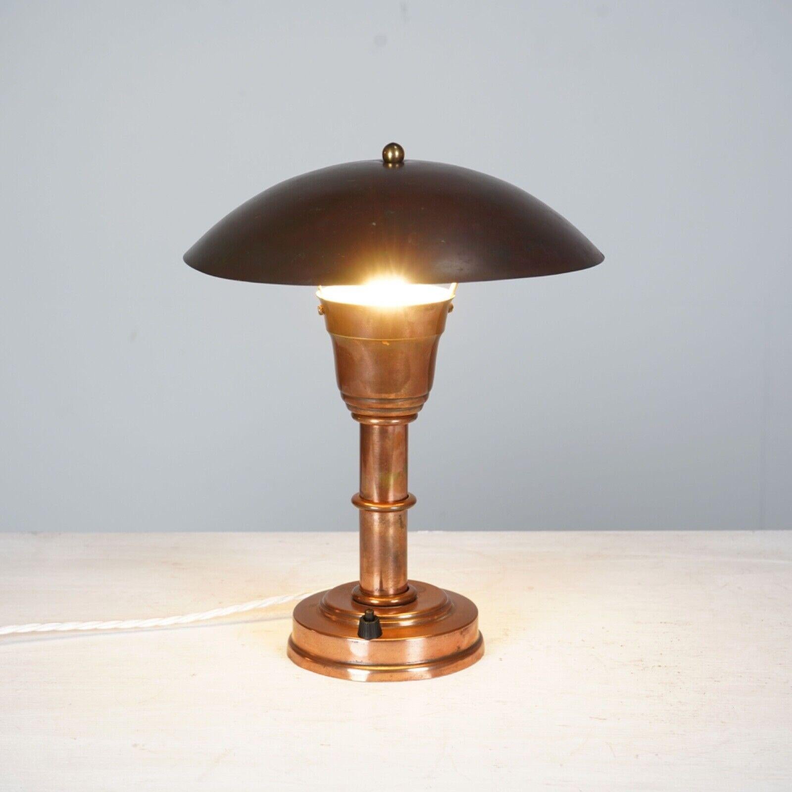 Art Deco Copper Desk Lamp In Good Condition In Dorchester, GB