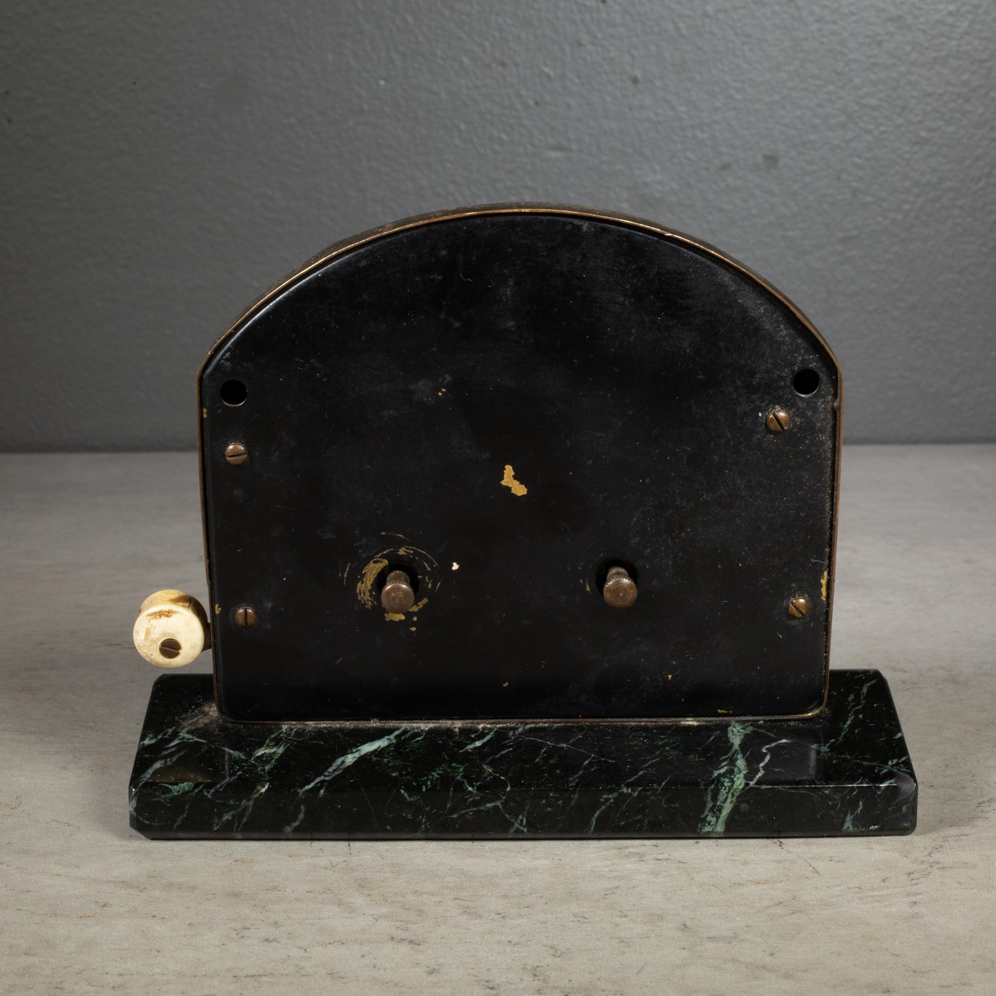 calendrier de bureau perpétuel allemand Art déco en cuivre, vers 1930 en vente 2