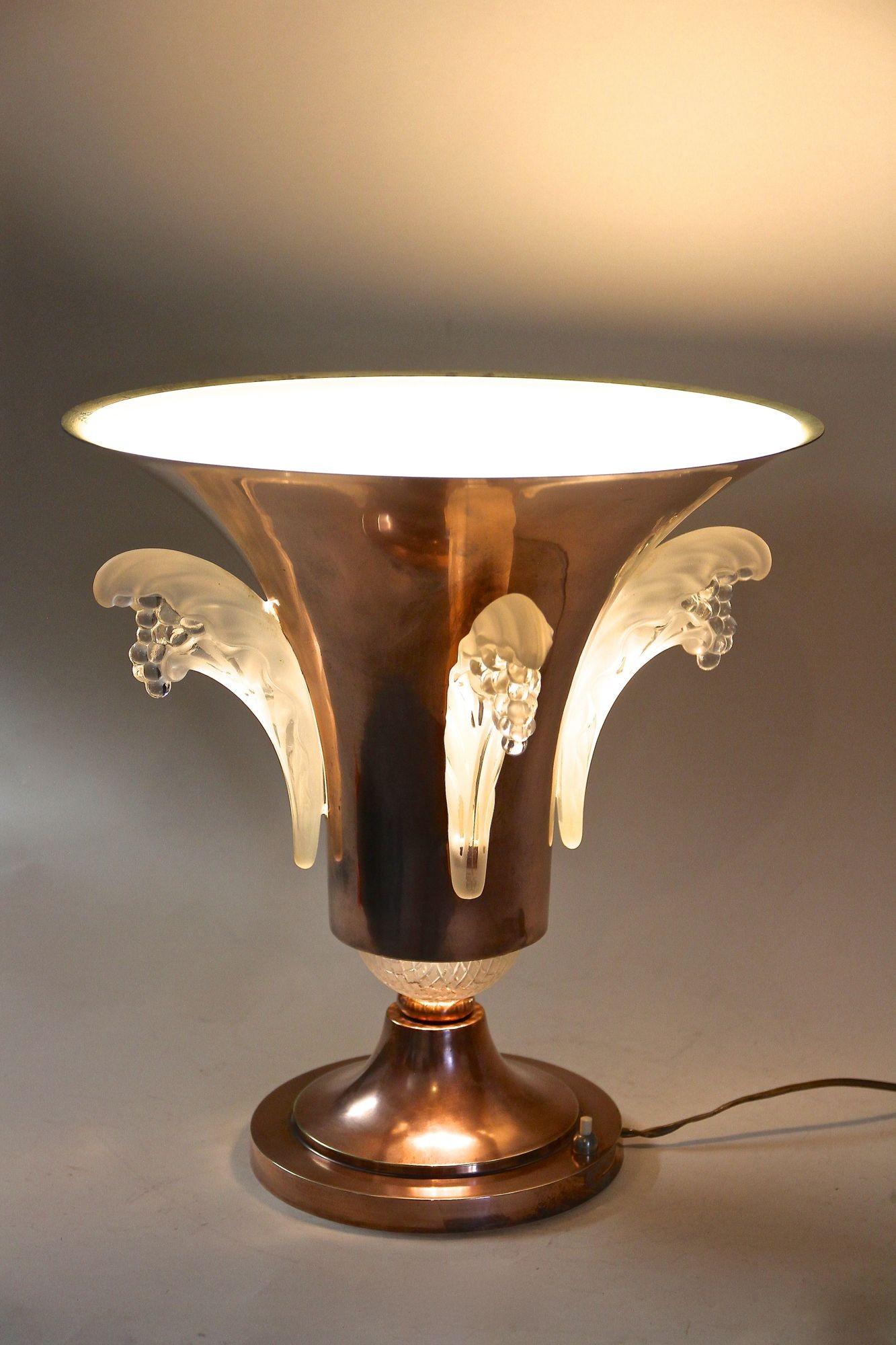 Art Deco Copper Table Lamp with Lalique Glass Elements, France, circa 1925 For Sale 3