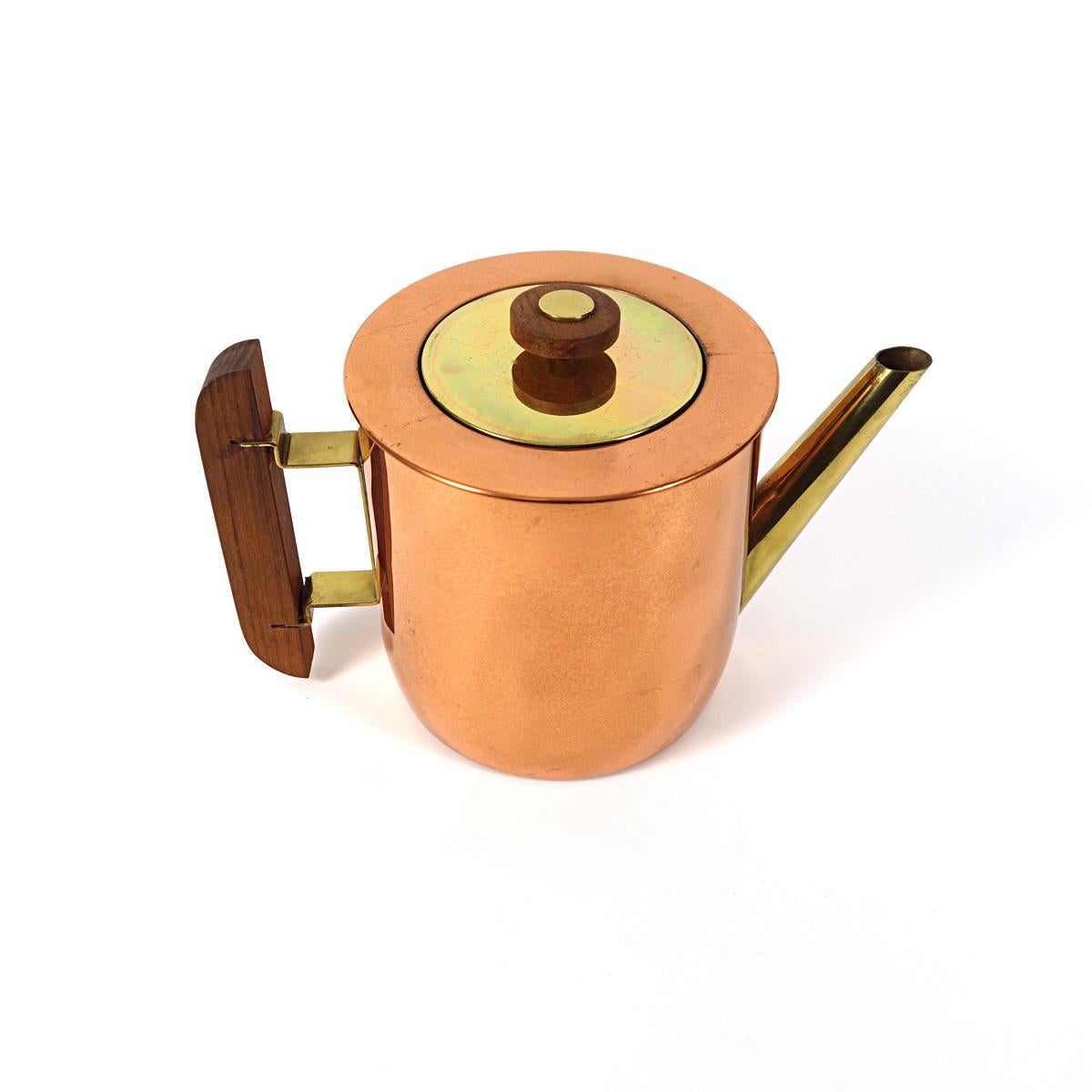 Art Deco Copper Teapot with Wood Lid and Handle and Matching Tealight For Sale 4