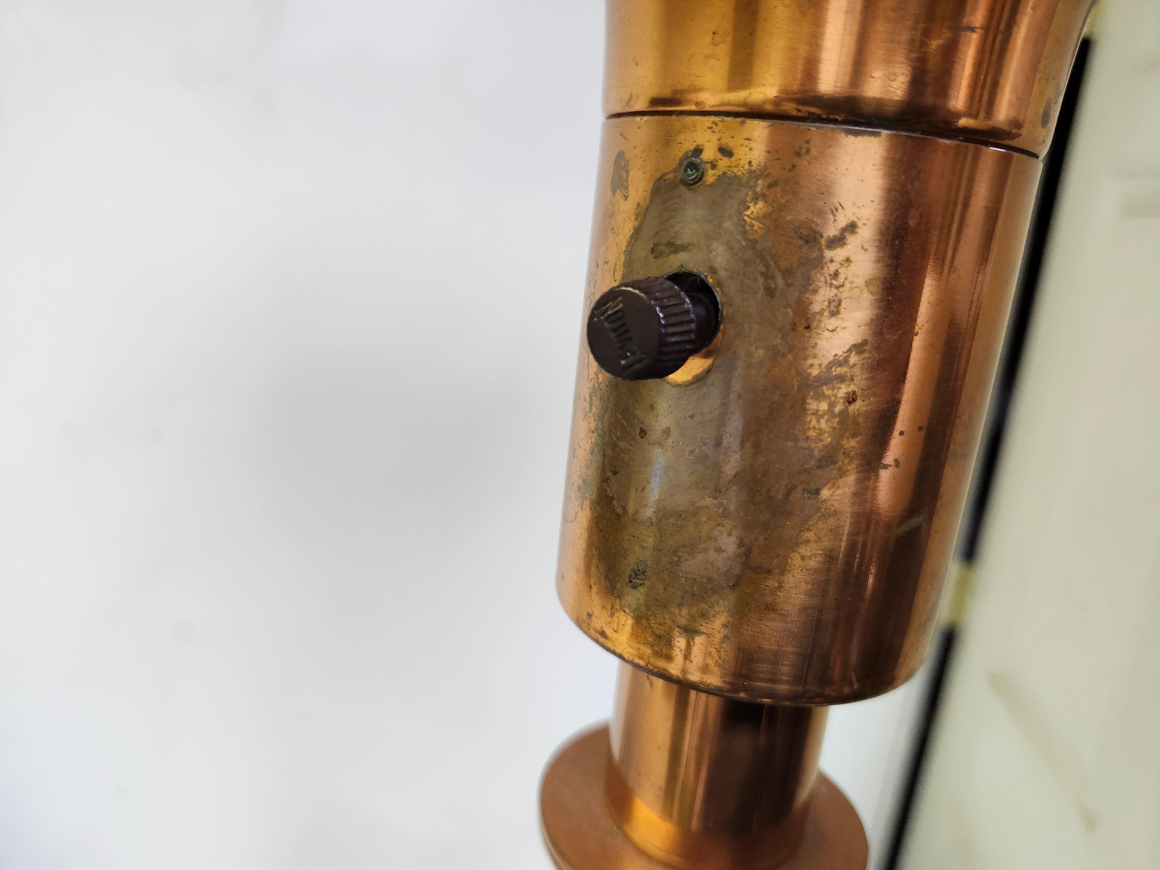 Lámpara de pie Art Déco de cobre en gradas Torchère de Gilbert Rohde para Sunset Lamp co. en venta 5