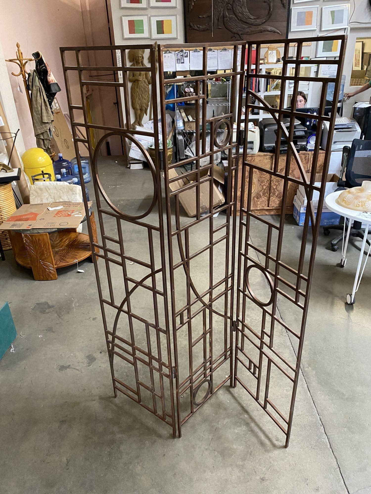 Frank Lloyd Wright inspired Neo Art Deco copper tone 3-panel room divider screen. This handmade custom boutique furniture piece was made during the Art Deco revival of the 1970s/1980s featuring a steel frame finished in a copper tone with Bauhaus