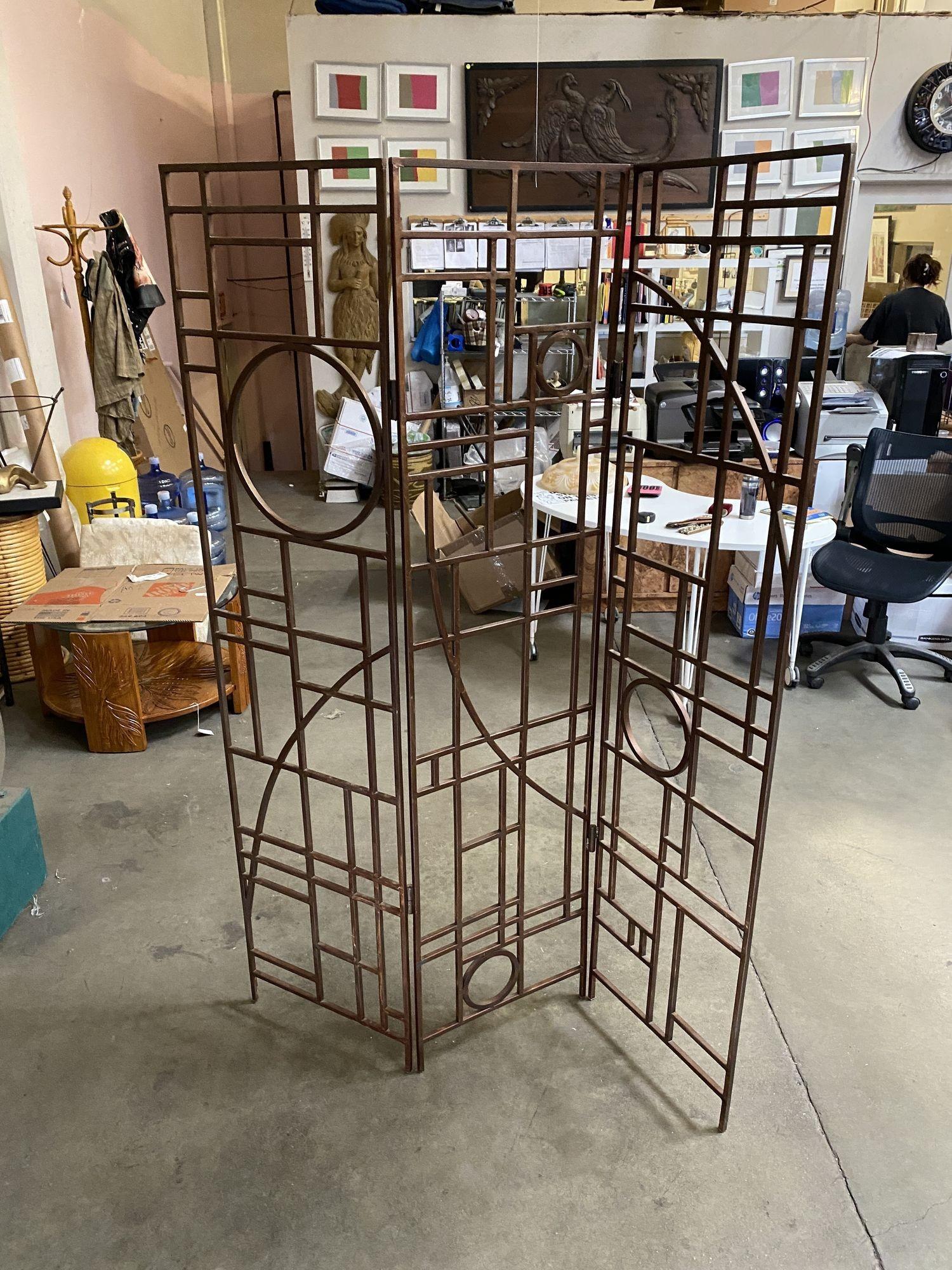Art Deco Copper Tone 3 Panel Room Divider Screen In Excellent Condition For Sale In Van Nuys, CA