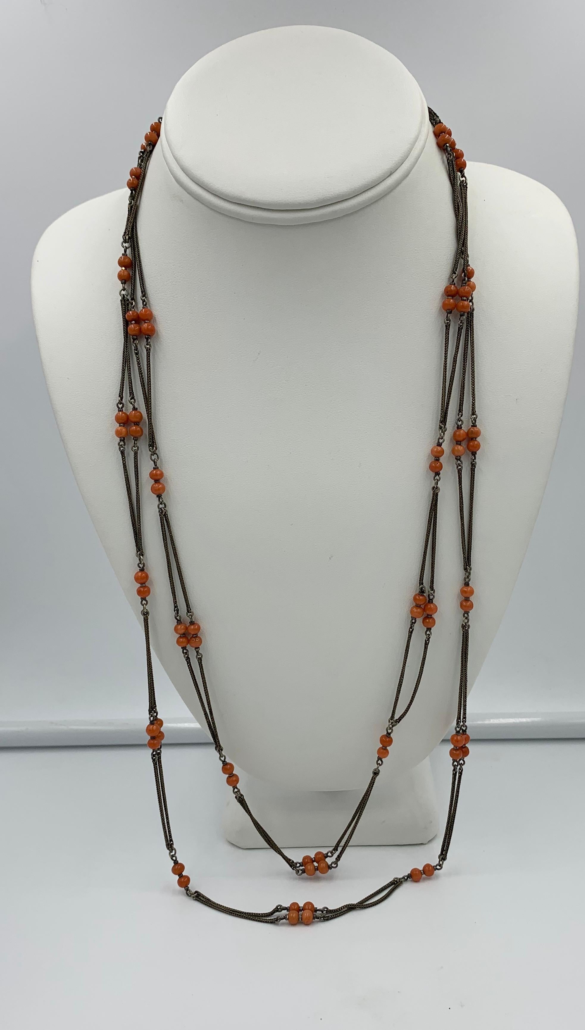 Art Deco Coral Necklace Antique Silver Natural Coral In Good Condition For Sale In New York, NY