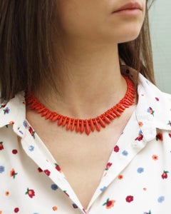 Art Deco coral necklace with 18k gold clasp, Edwardian French chocker necklace
