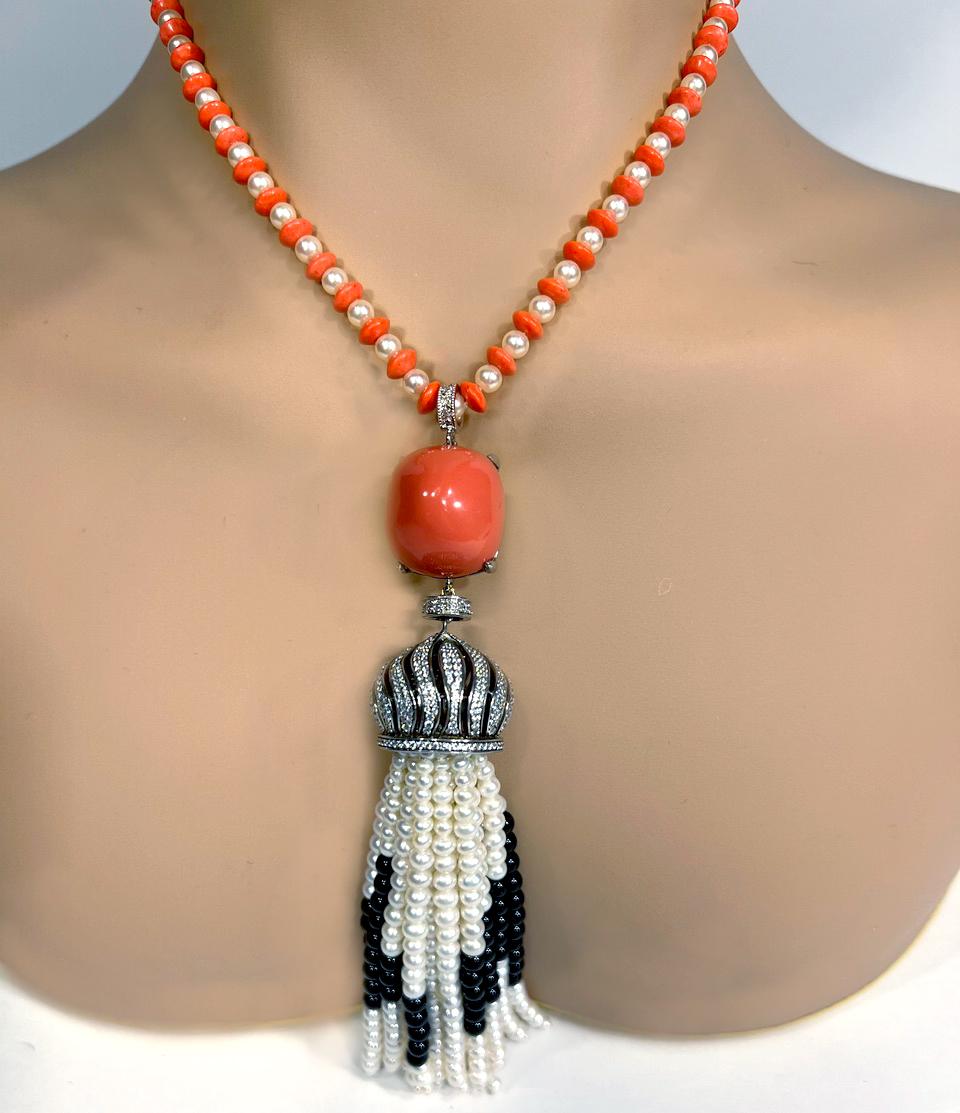Art Deco Vintage Coral Pearl Diamond Costume Jewelry Tassel Necklace In New Condition For Sale In New York, NY