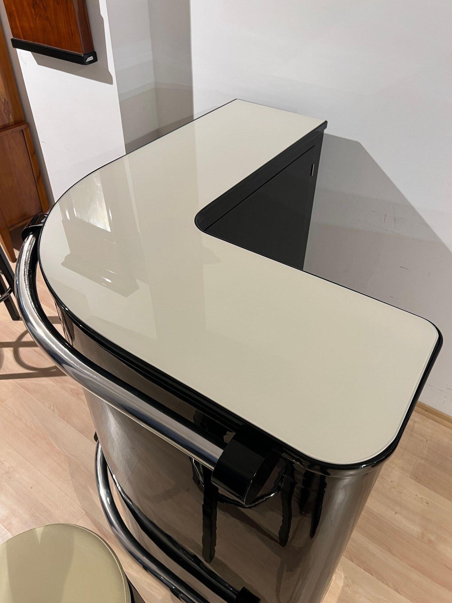 Art Deco Eckbar mit 4 Hockern, schwarzer Lack, cremefarbenes Glas, Frankreich um 1930 im Angebot 4