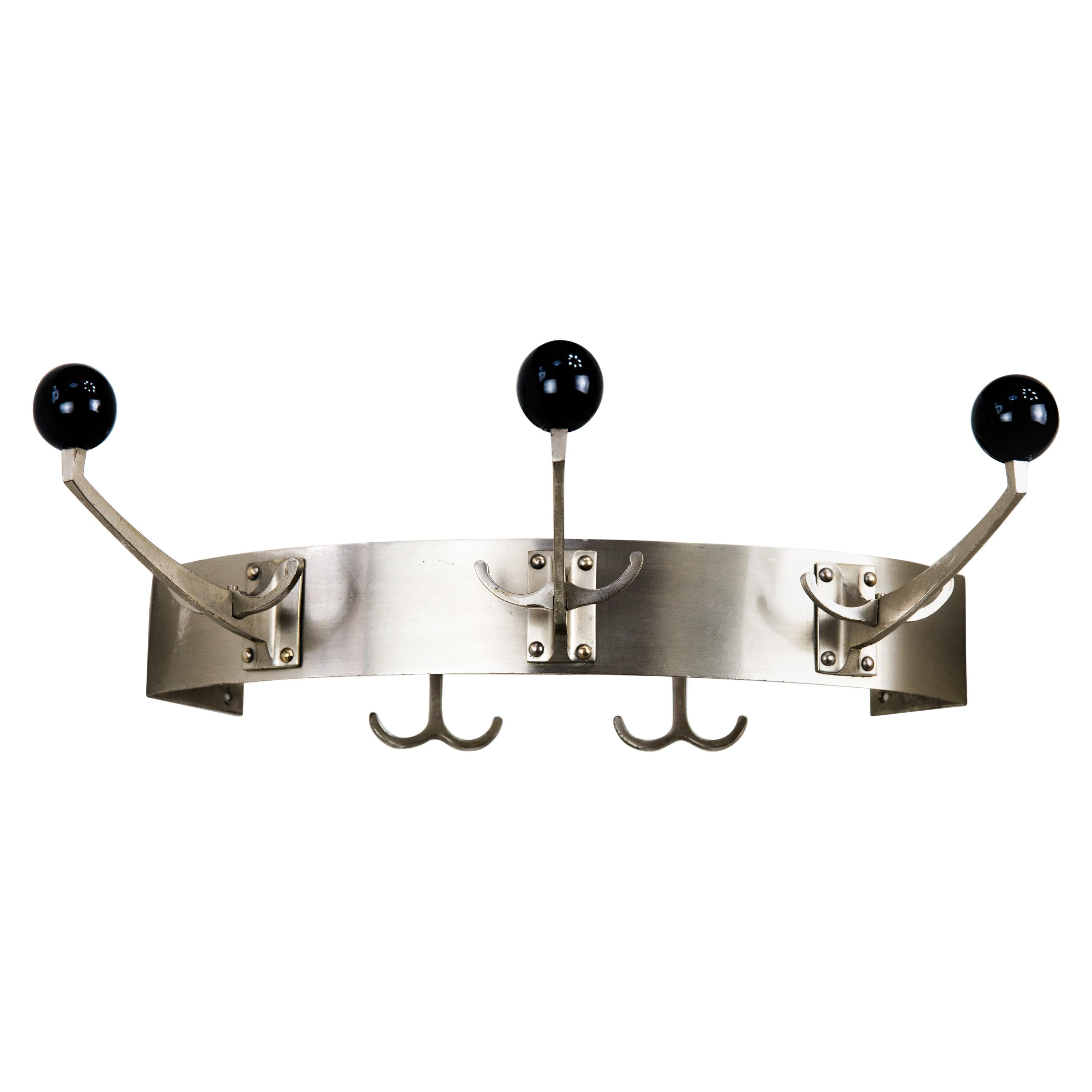 Armadio angolare in nichel Art Deco, anni 
20 circa