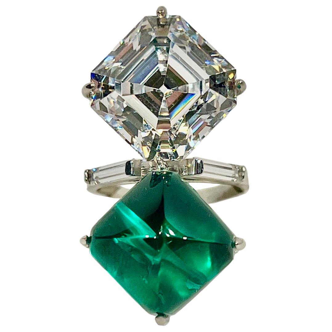Art Decó Bisutería Anillo de amor Toi et Moi con diamantes y cabujón de esmeralda Corte Asscher en venta