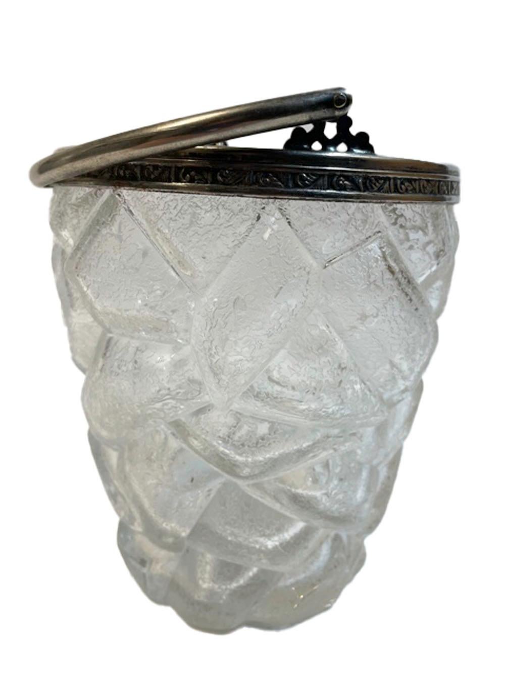 American Art Deco Cracked Ice Molded Ice Bucket with Silver Plate Rim and Handle For Sale