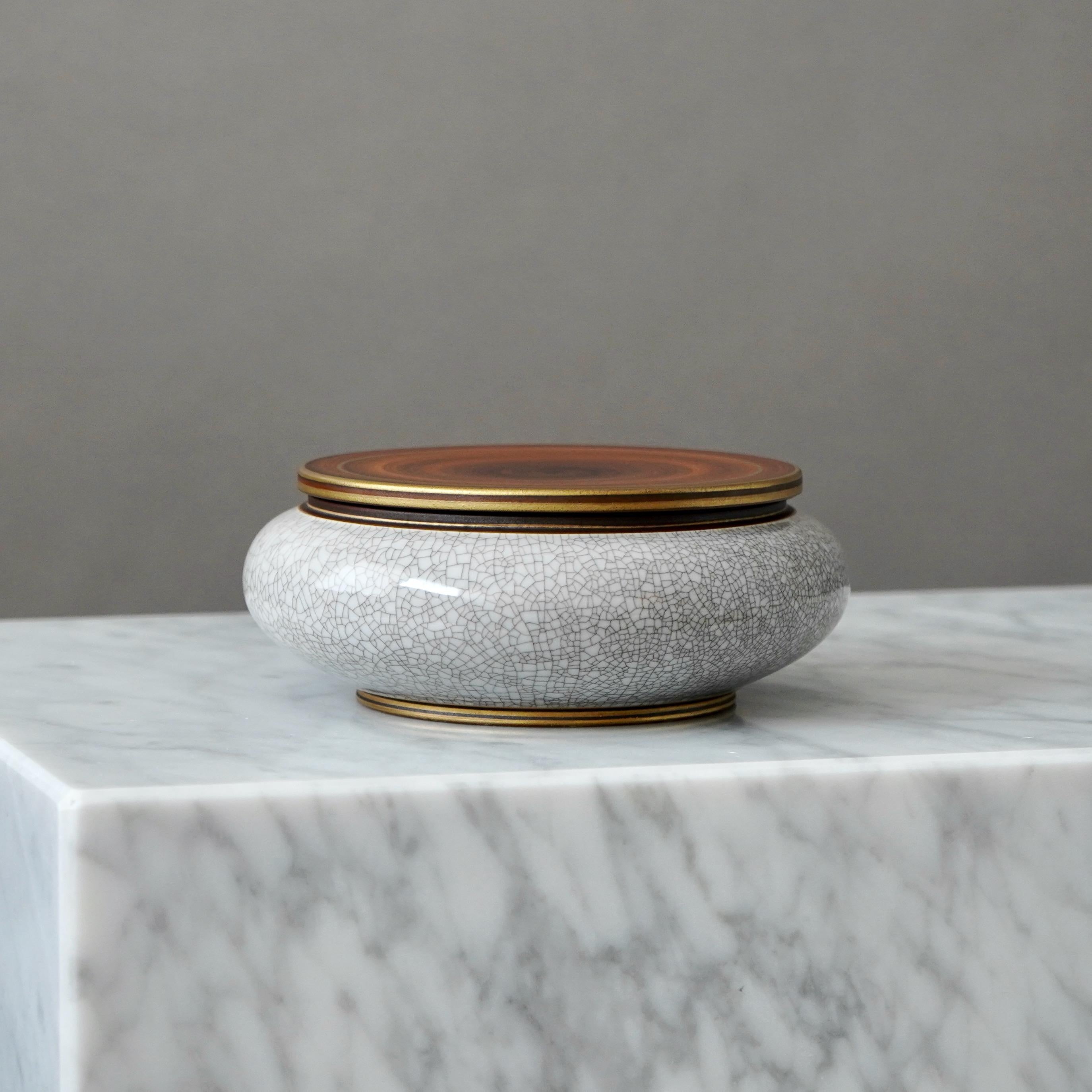 Art Deco Crackle Glazed Lidded Bowl by Gunnar Nylund for ALP, Sweden, 1930s For Sale 3