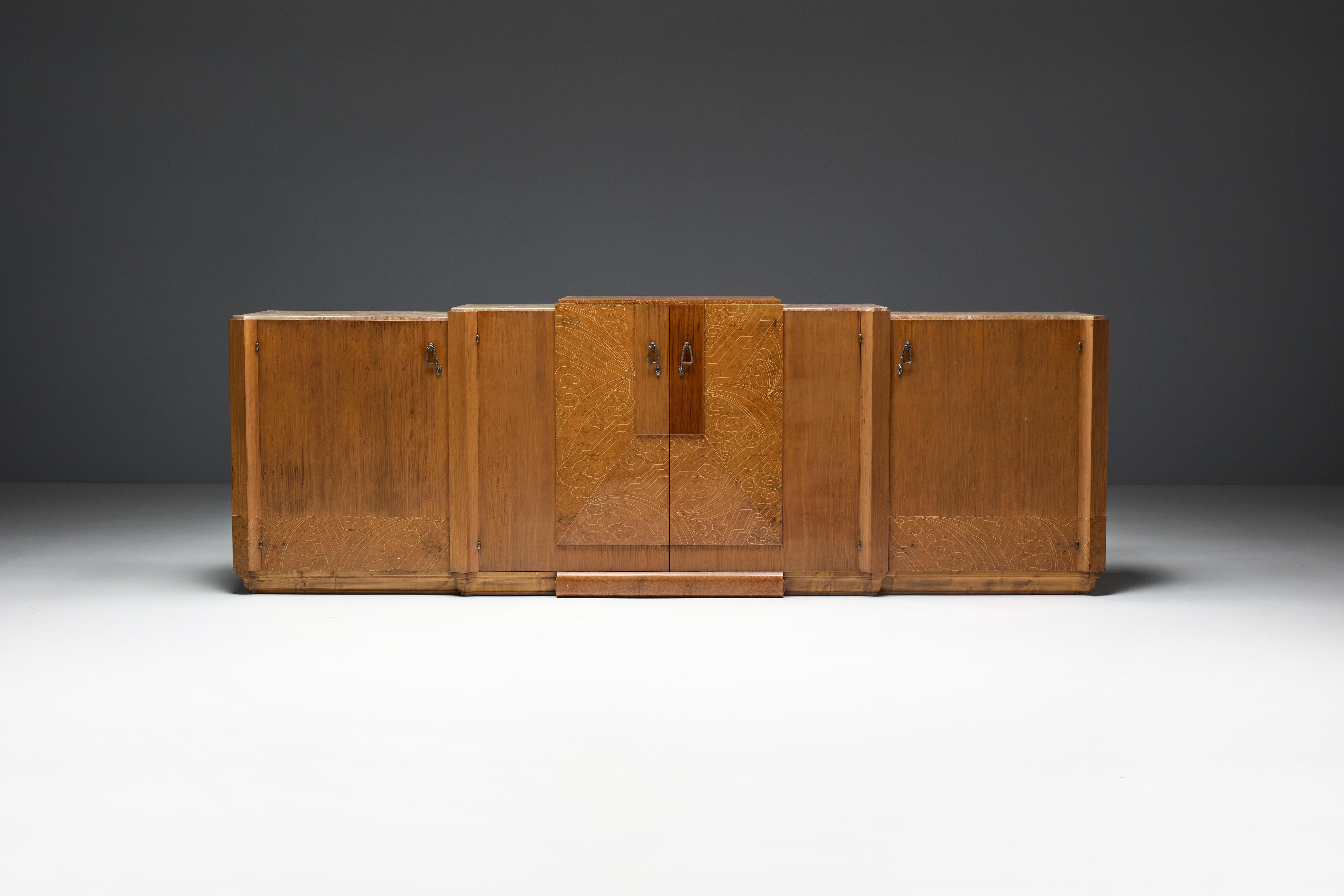 Crédence Art déco en marbre et bois de ronce, France, années 1930 Excellent état - En vente à Antwerp, BE
