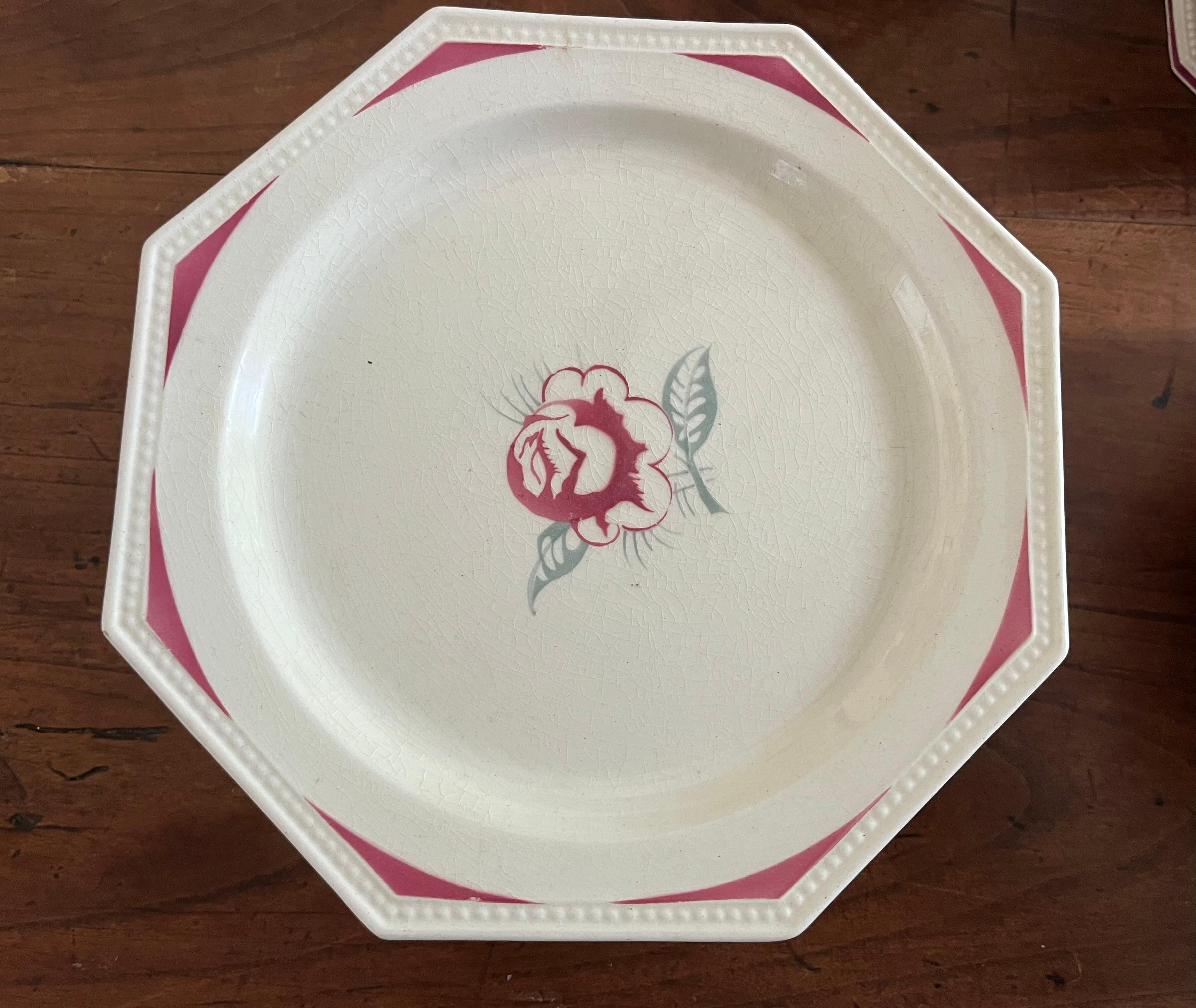 Vajilla Art Déco de loza Creil et Montereau de 43 piezas en venta 7