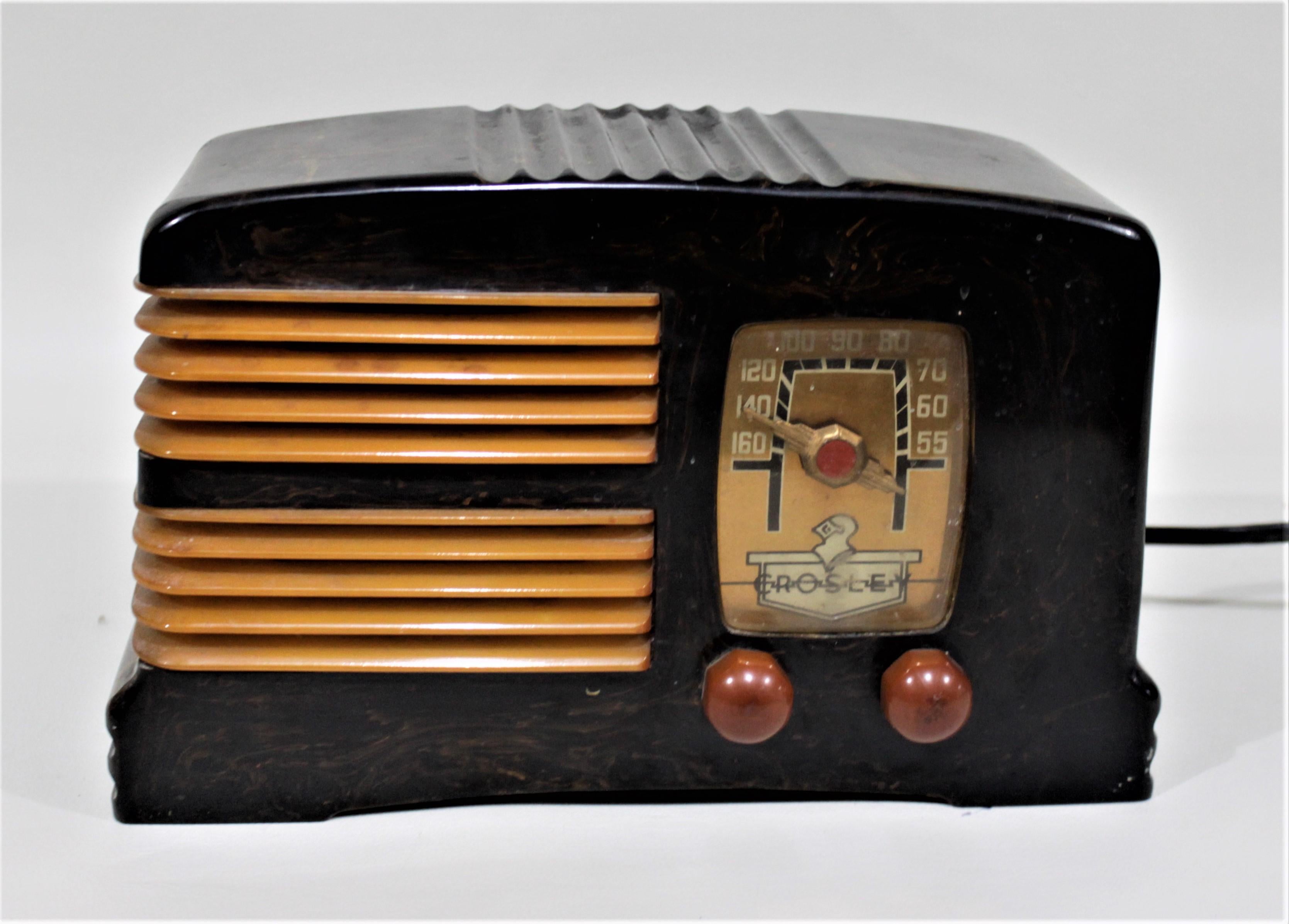 Canadian Art Deco Crosley Model G-1465 Black & Butterscotch Marbleized Catalin Radio