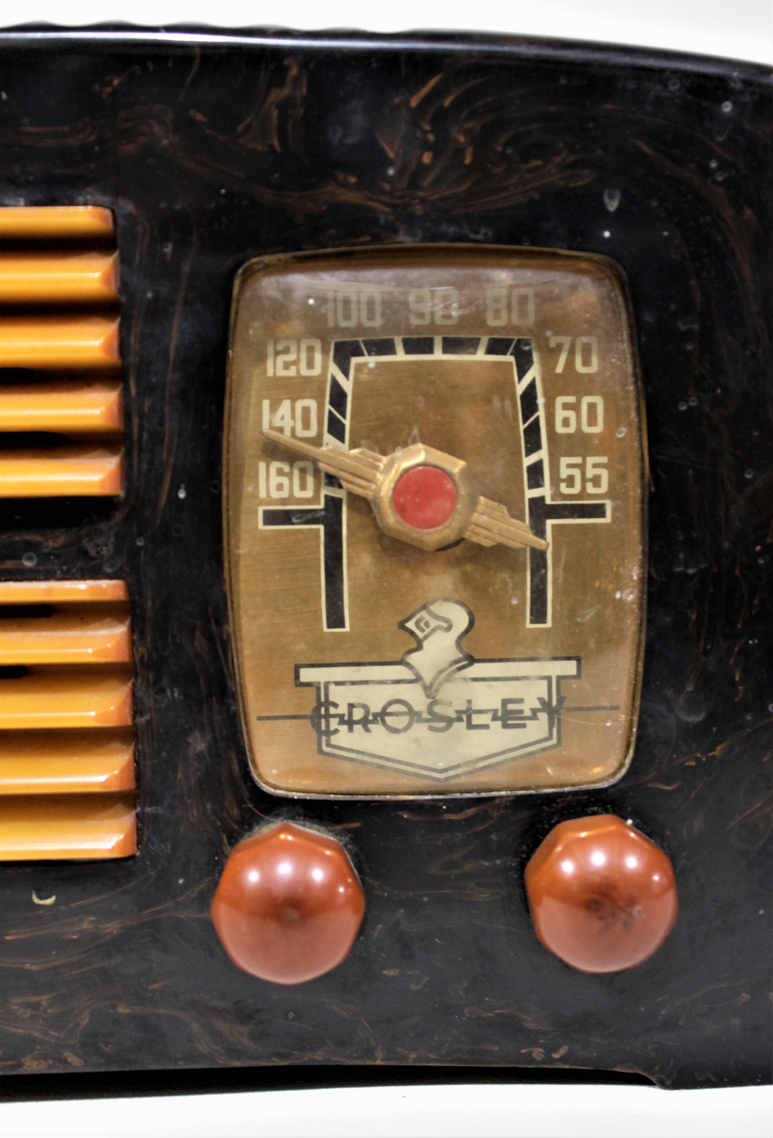 20th Century Art Deco Crosley Model G-1465 Black & Butterscotch Marbleized Catalin Radio