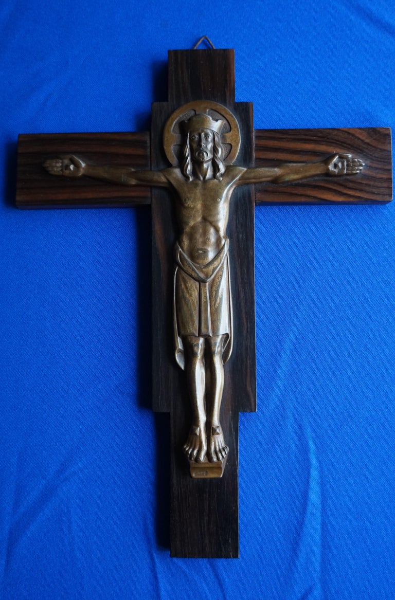 Art Deco Crucifix Depicting a Crowned Bronze Jesus On A Coromandel