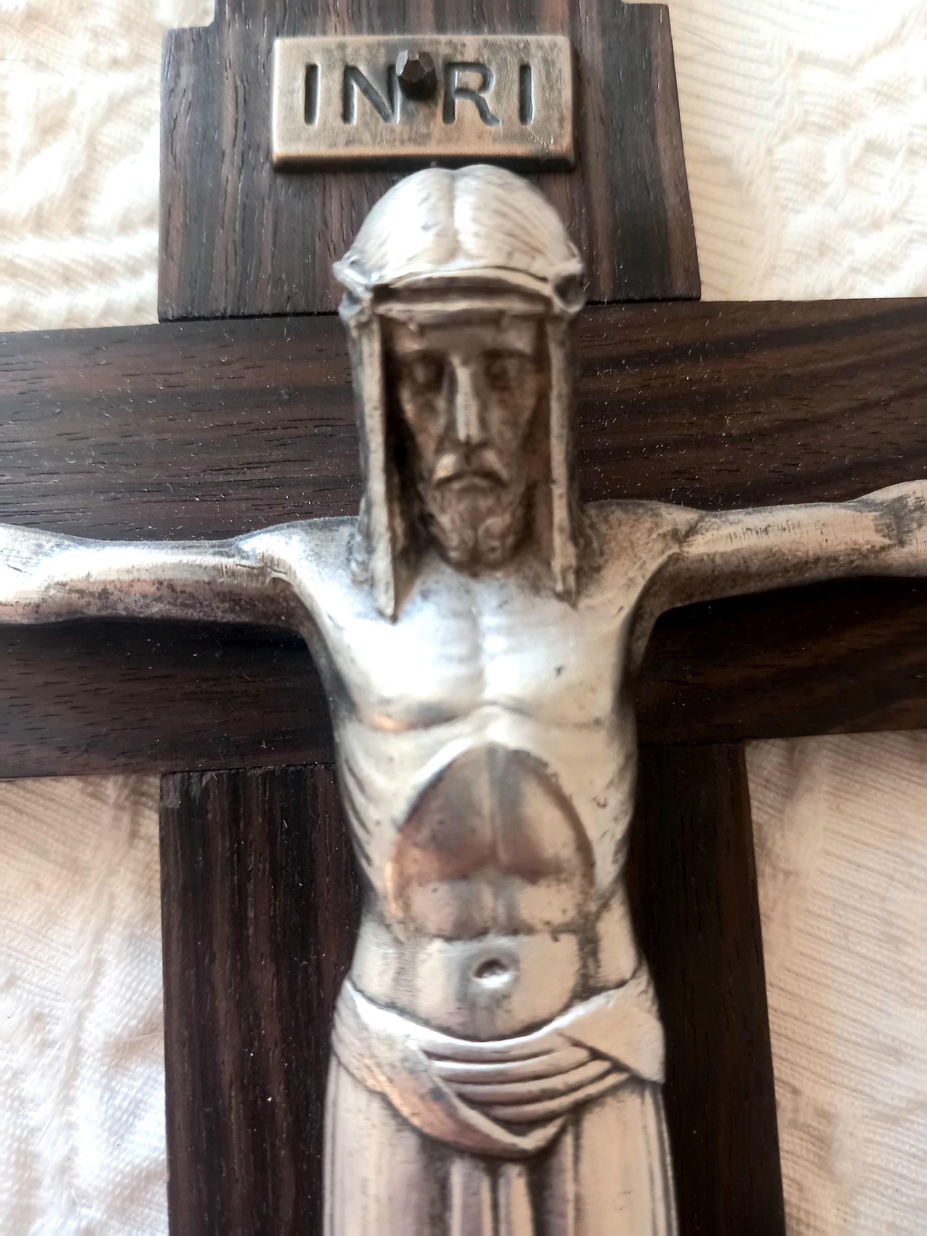 Spanish Art Deco Crucifix Silver or Alpaca and Coromandel Wood, Spain, 1930s For Sale